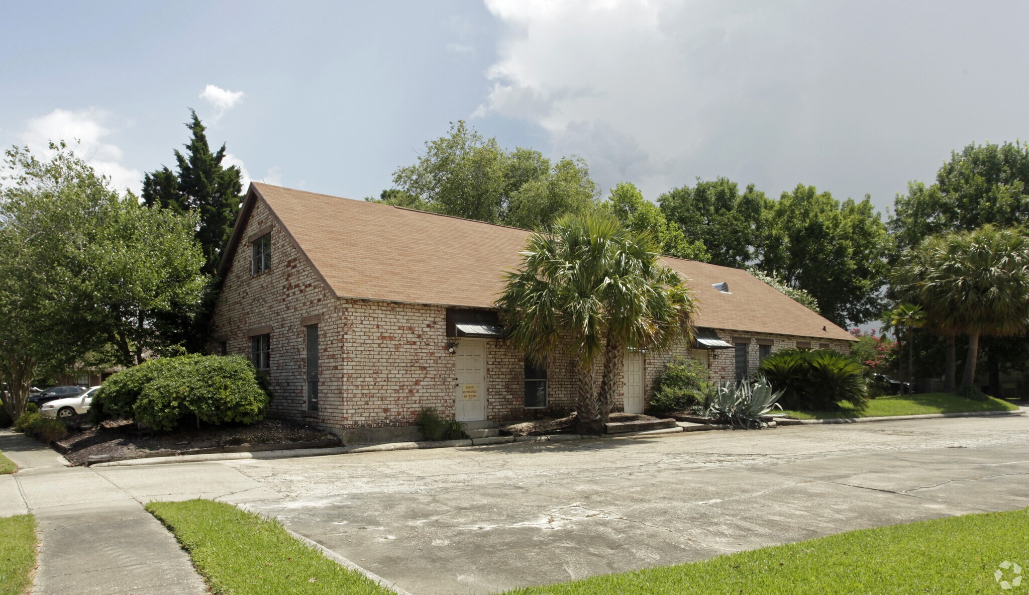 625 Colonial Dr, Baton Rouge, LA for Rent