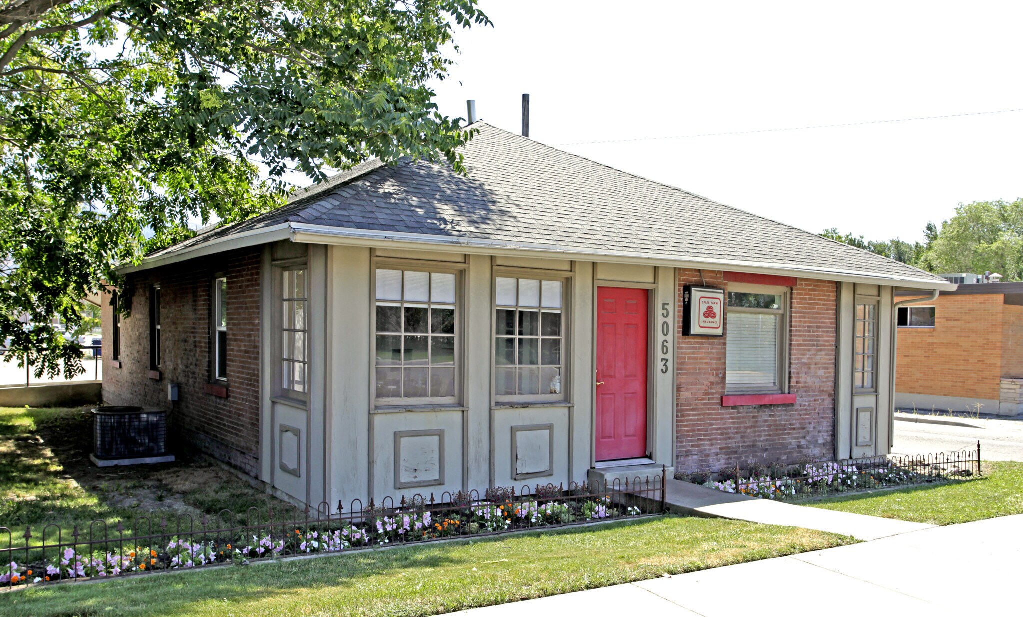 5063 S State St, Salt Lake City, UT for Rent