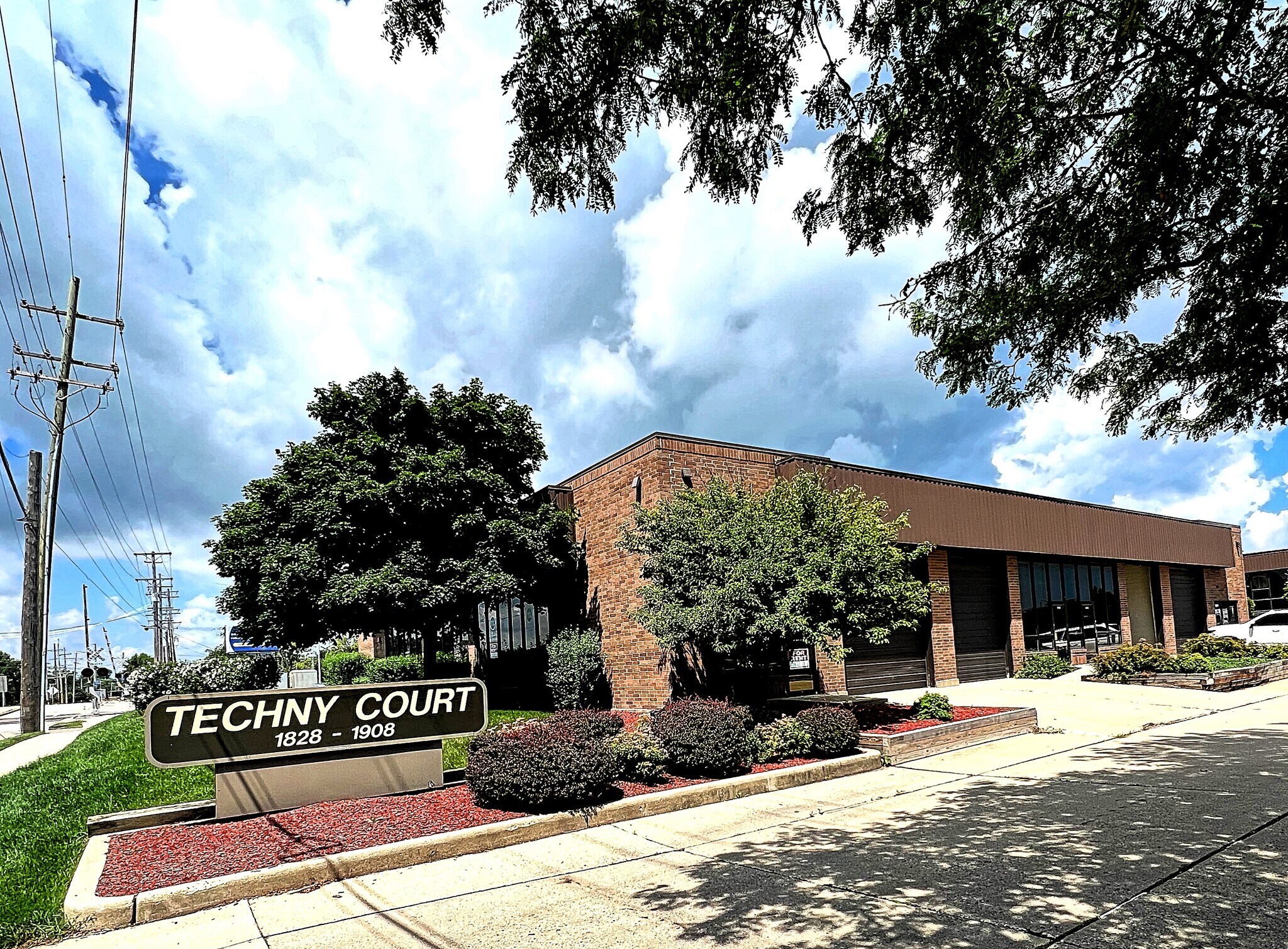 1894-1908 Techny Ct, Northbrook, IL for Rent
