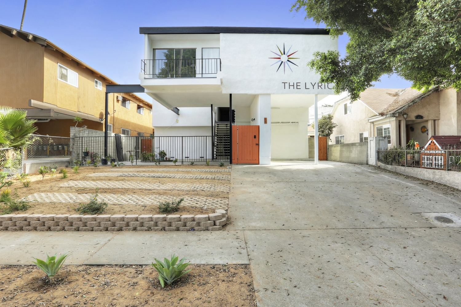 146 N Vendome St, Los Angeles, CA for Sale