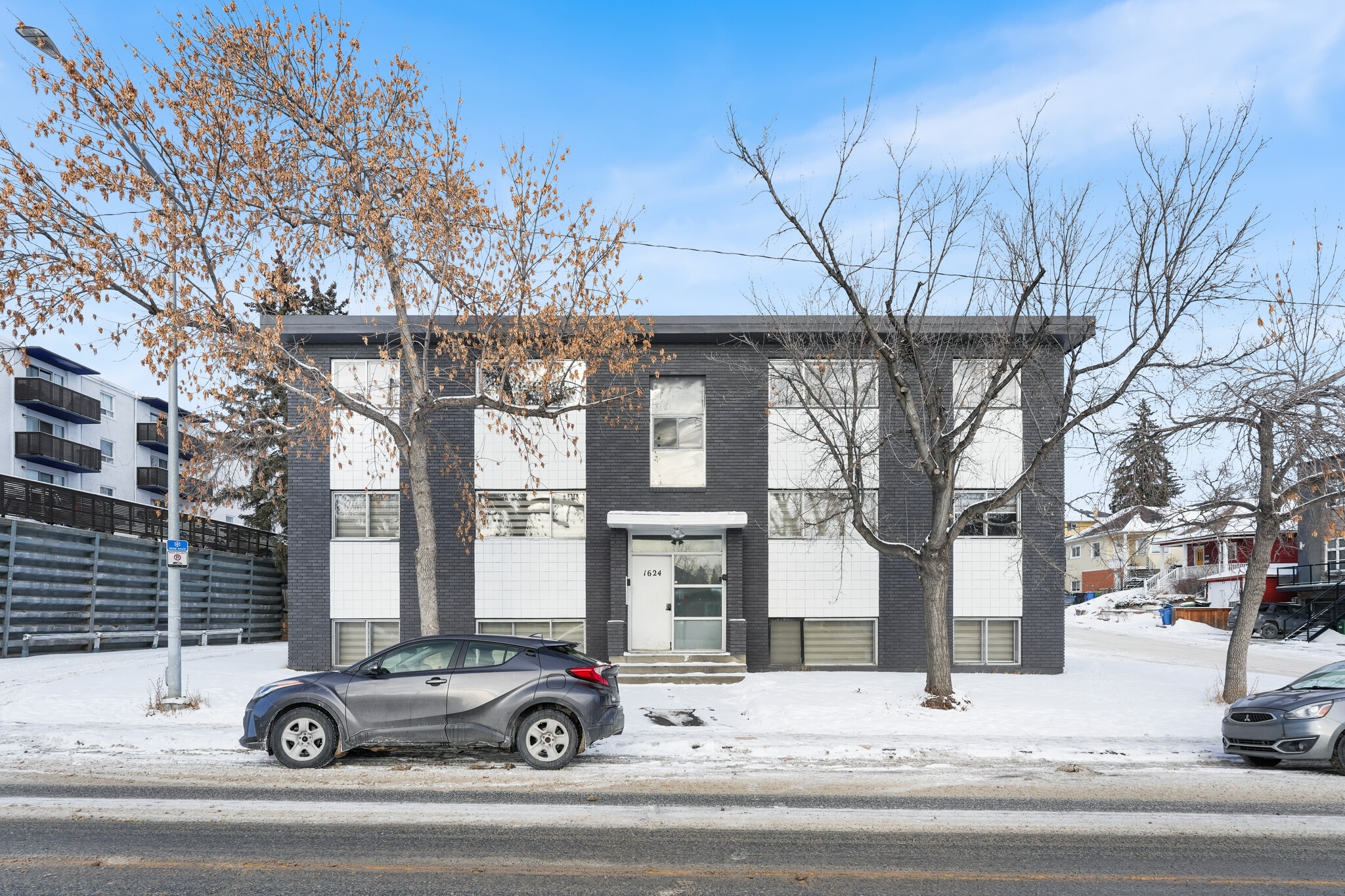 1624 26 Av SW, Calgary, AB for Sale