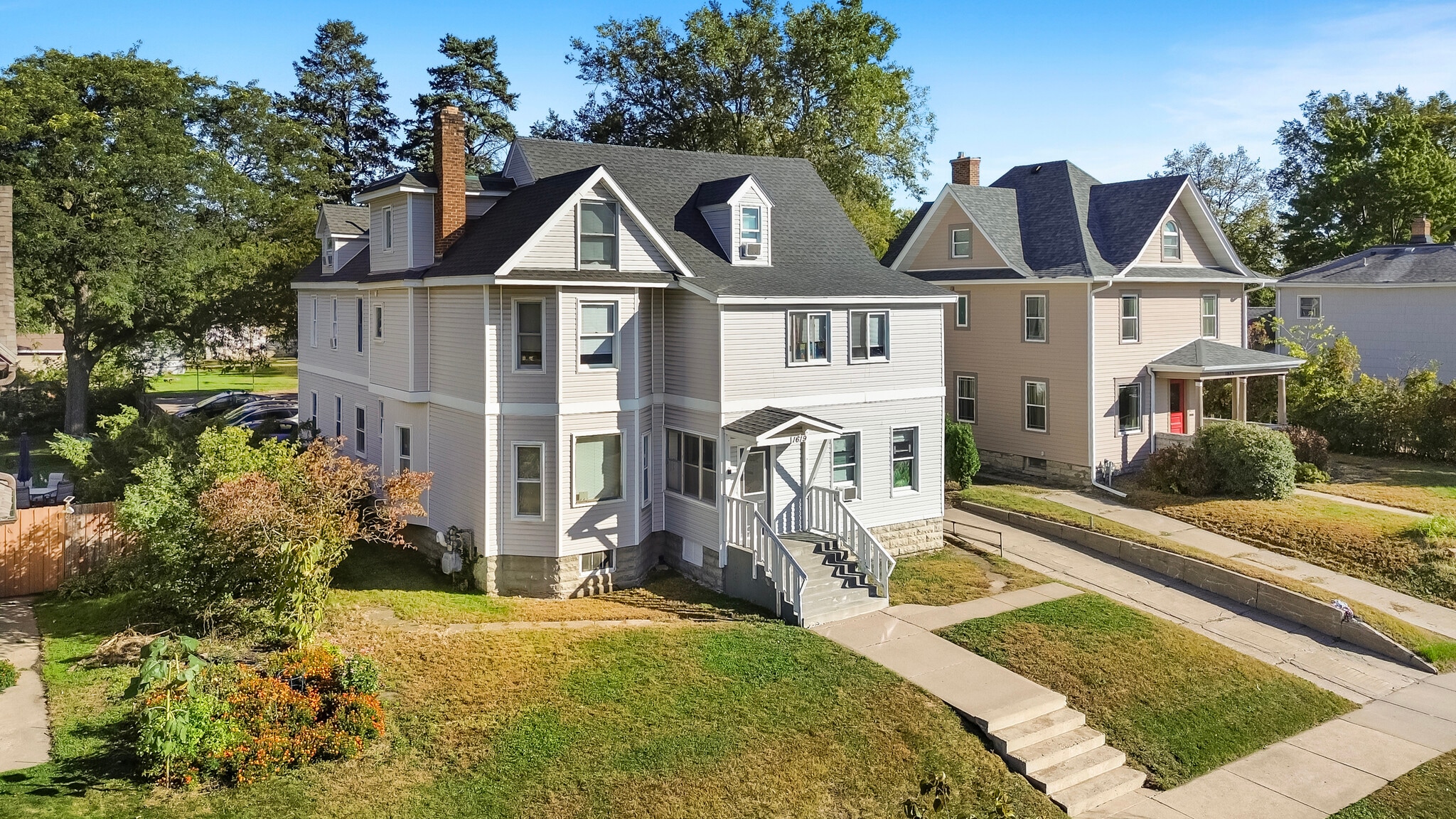 1619 Hubbard Ave, Saint Paul, MN for Sale