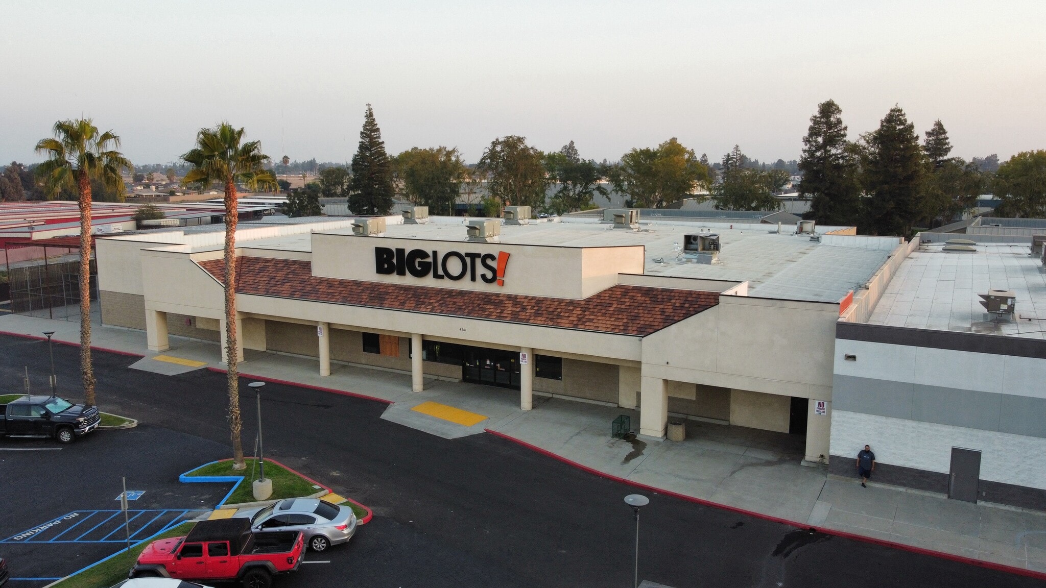 4751 White Ln, Bakersfield, CA for Sale