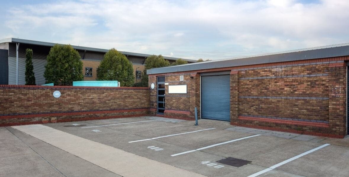 402-405 Montrose Ave, Slough, BKS for Rent