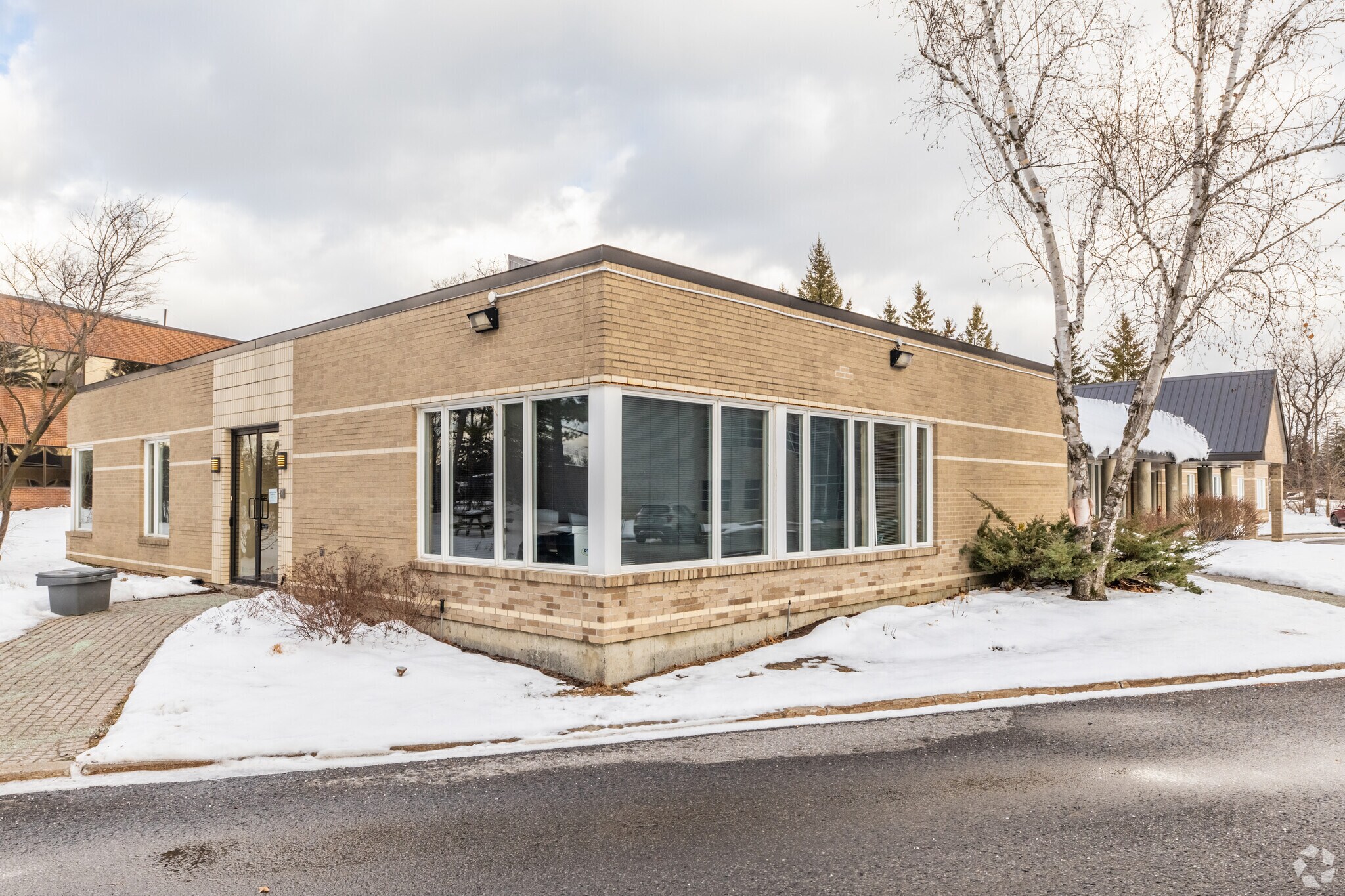 15 Auriga Dr, Ottawa, ON for Rent