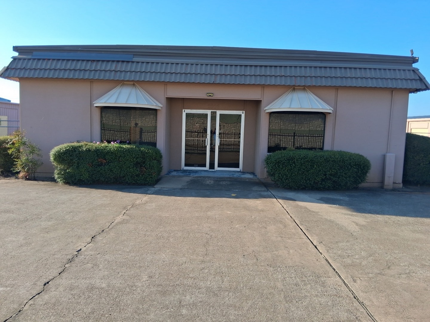2002-2006 Highway 290, Brenham, TX for Rent