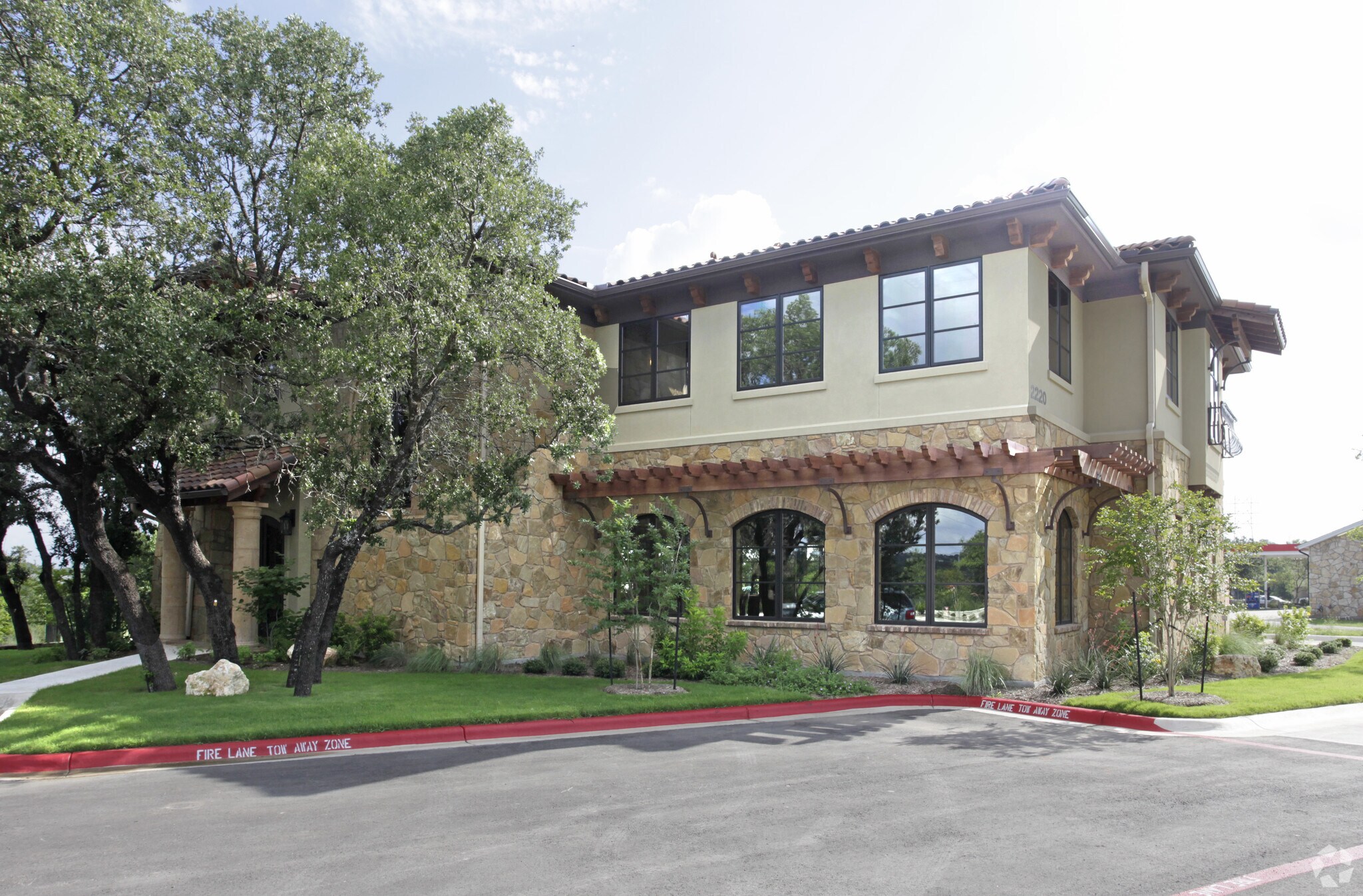 2220 Lakeway Blvd, Austin, TX for Rent