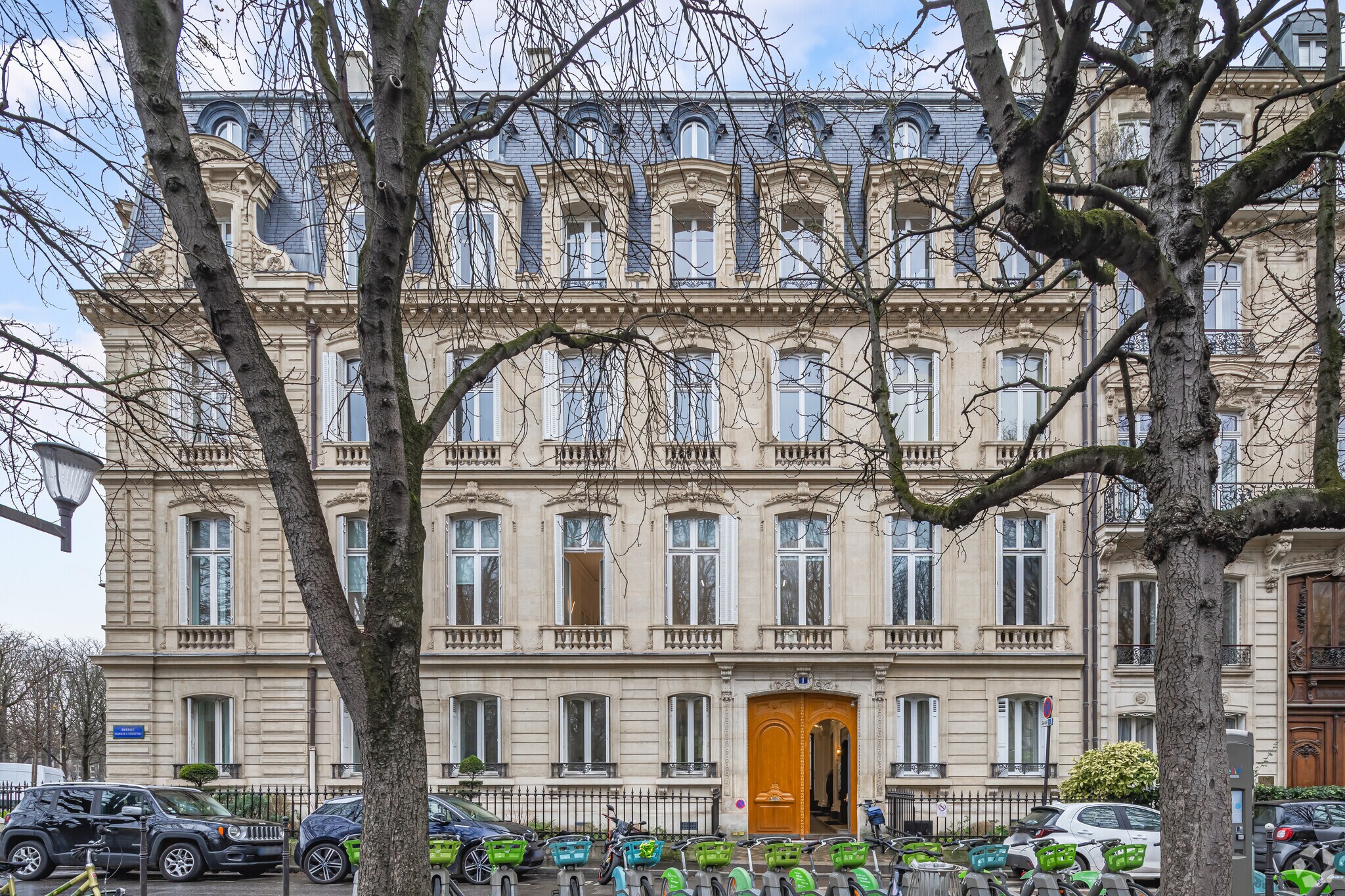 1 Avenue Franklin D. Roosevelt, Paris, PAR for Rent