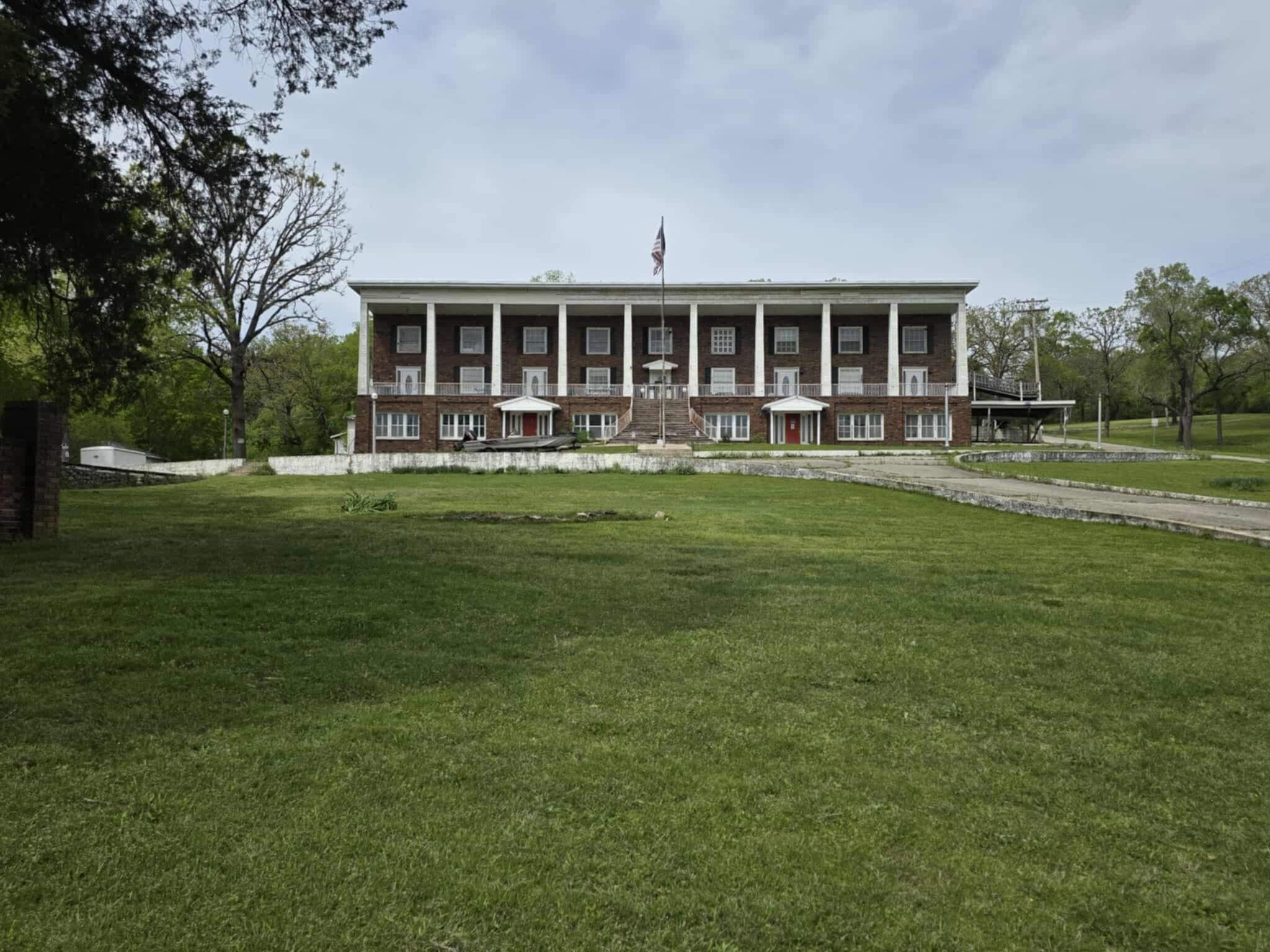 2803 State Hwy Y, Forsyth, MO for Sale