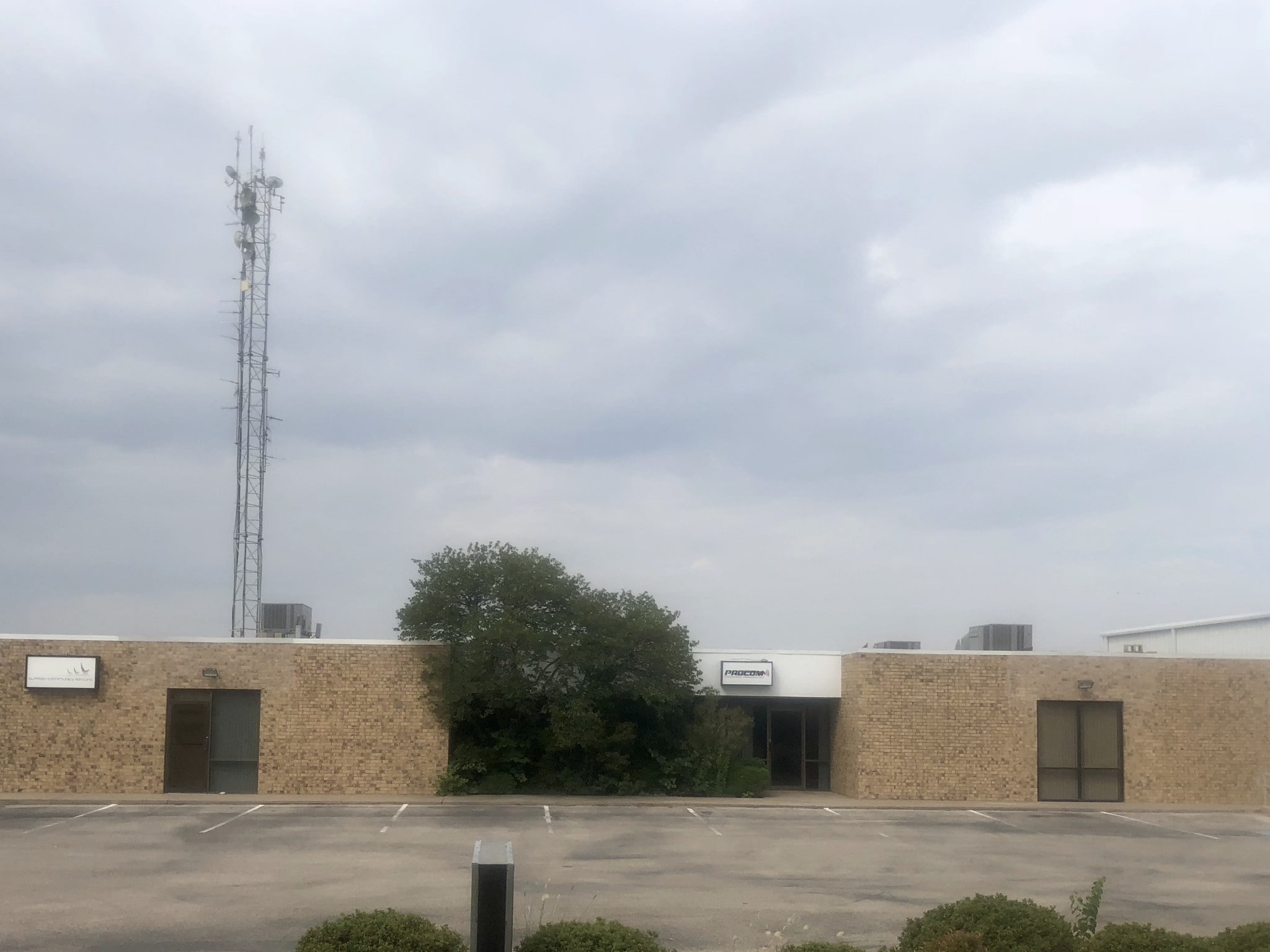 3200-3202 Fortress Dr, Midland, TX for Sale