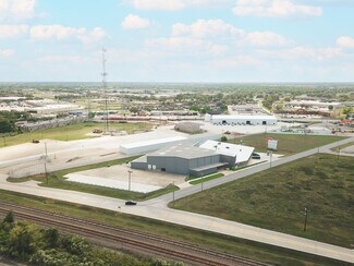 Rosenberg, TX Warehouse - 731-931 Silverado Trl Rosenberg, TX Warehouse - 731-931 Silverado Trl