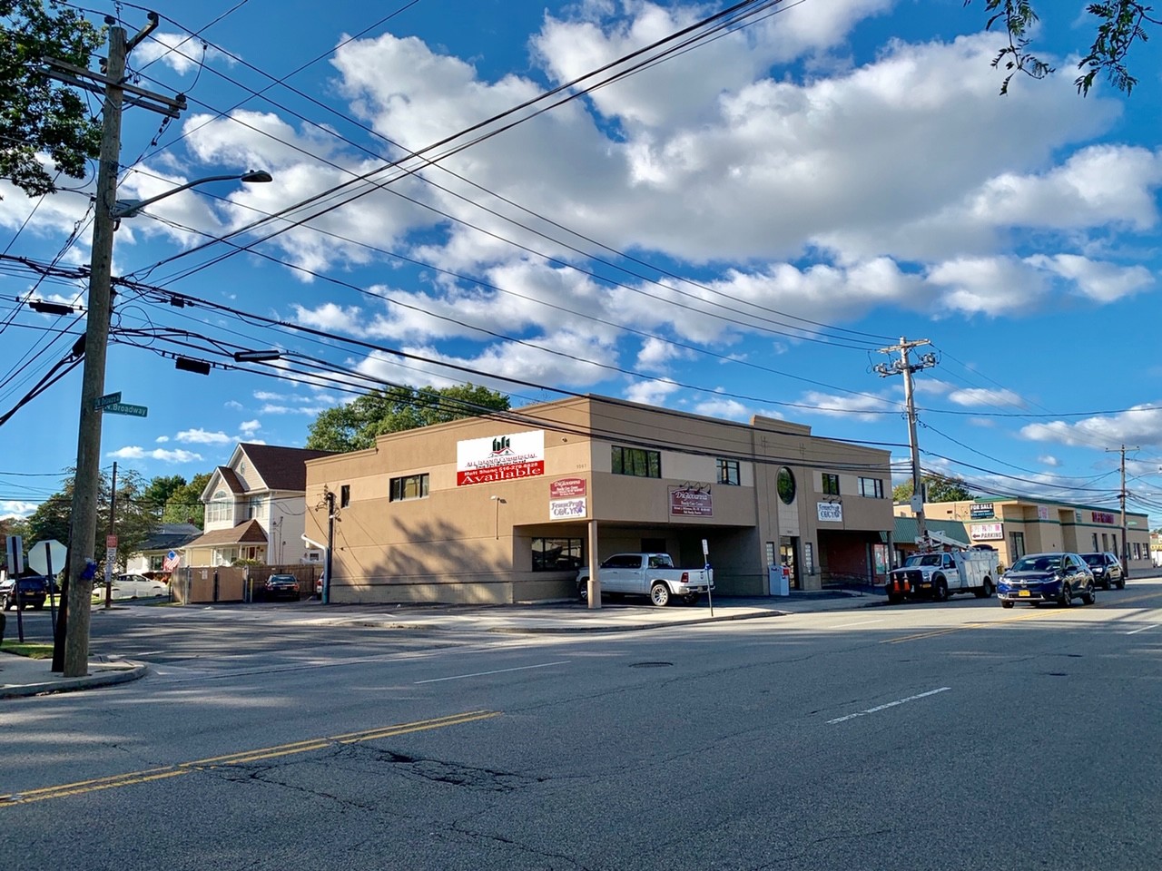 1061 N Broadway, Massapequa, NY for Sale