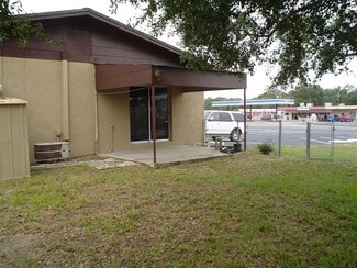 Zephyrhills, FL Office/Retail - 38522 County Road 54