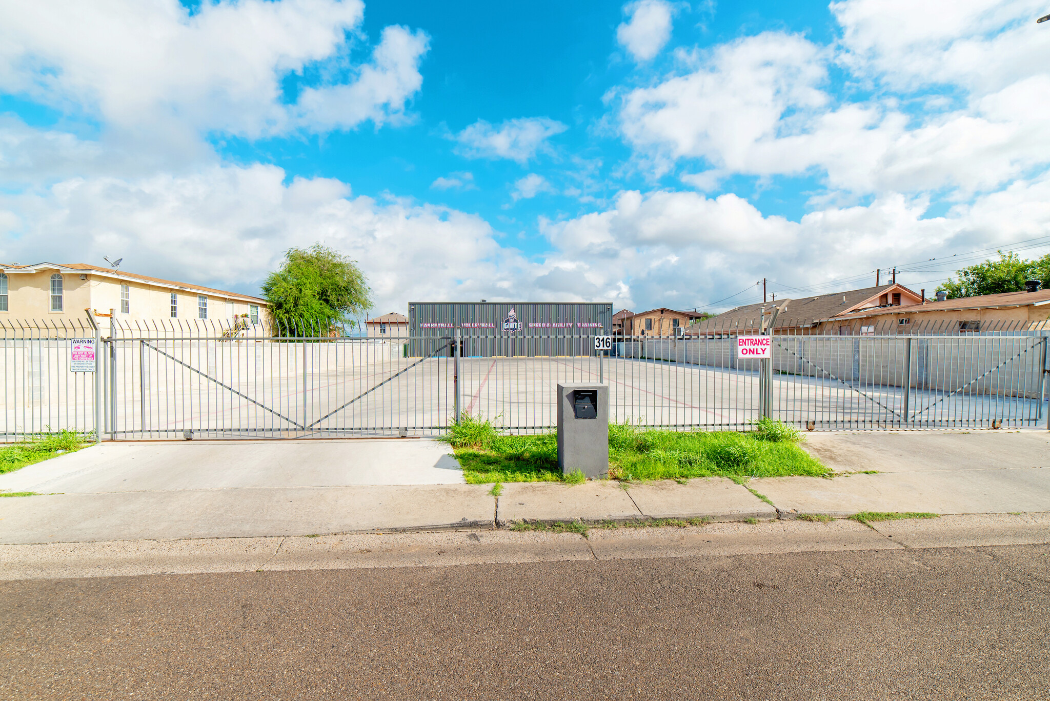 317 E Eistetter St, Laredo, TX for Sale