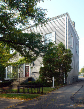 Syracuse, NY undefined - 423 James St