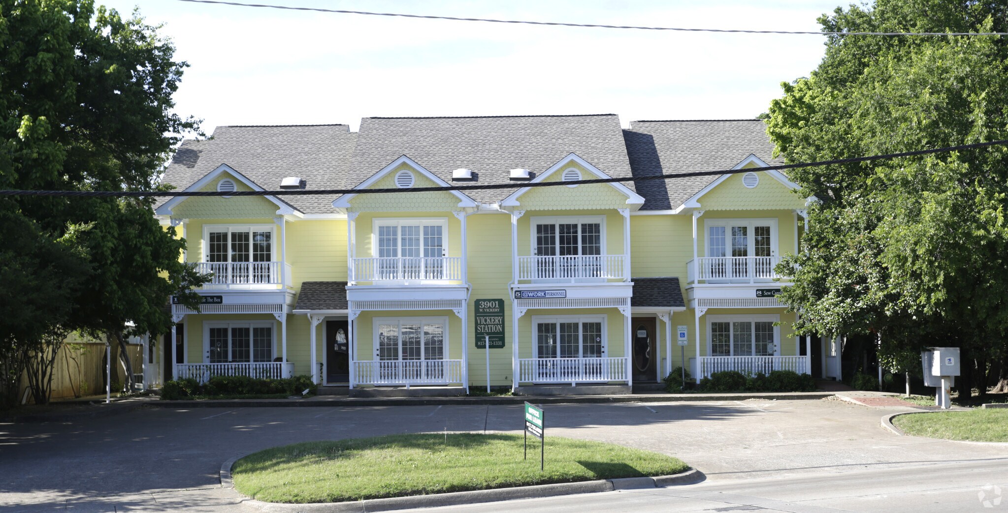 3901 W Vickery Blvd, Fort Worth, TX for Rent