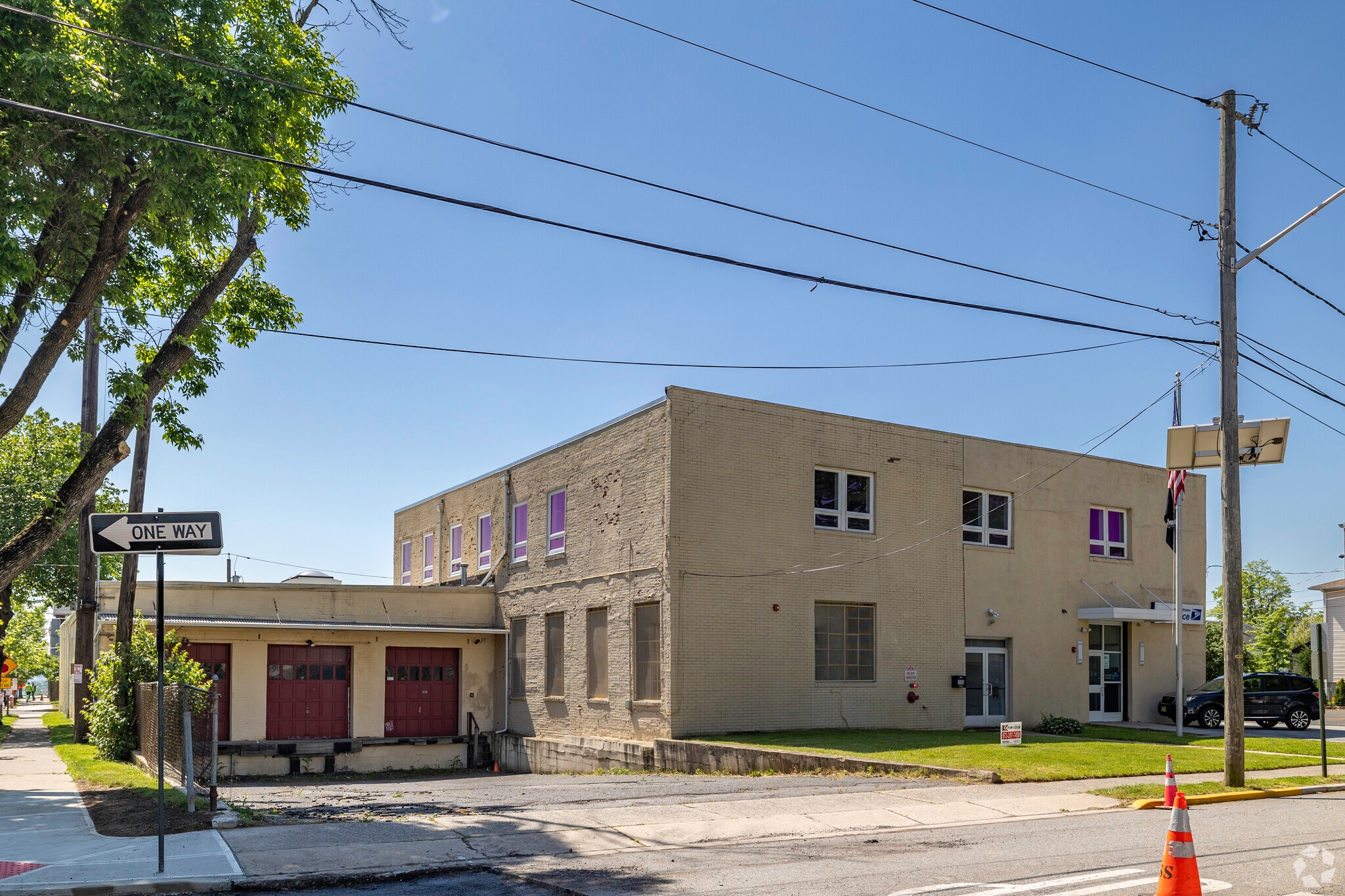 331-333 1st St, Carlstadt, NJ for Rent