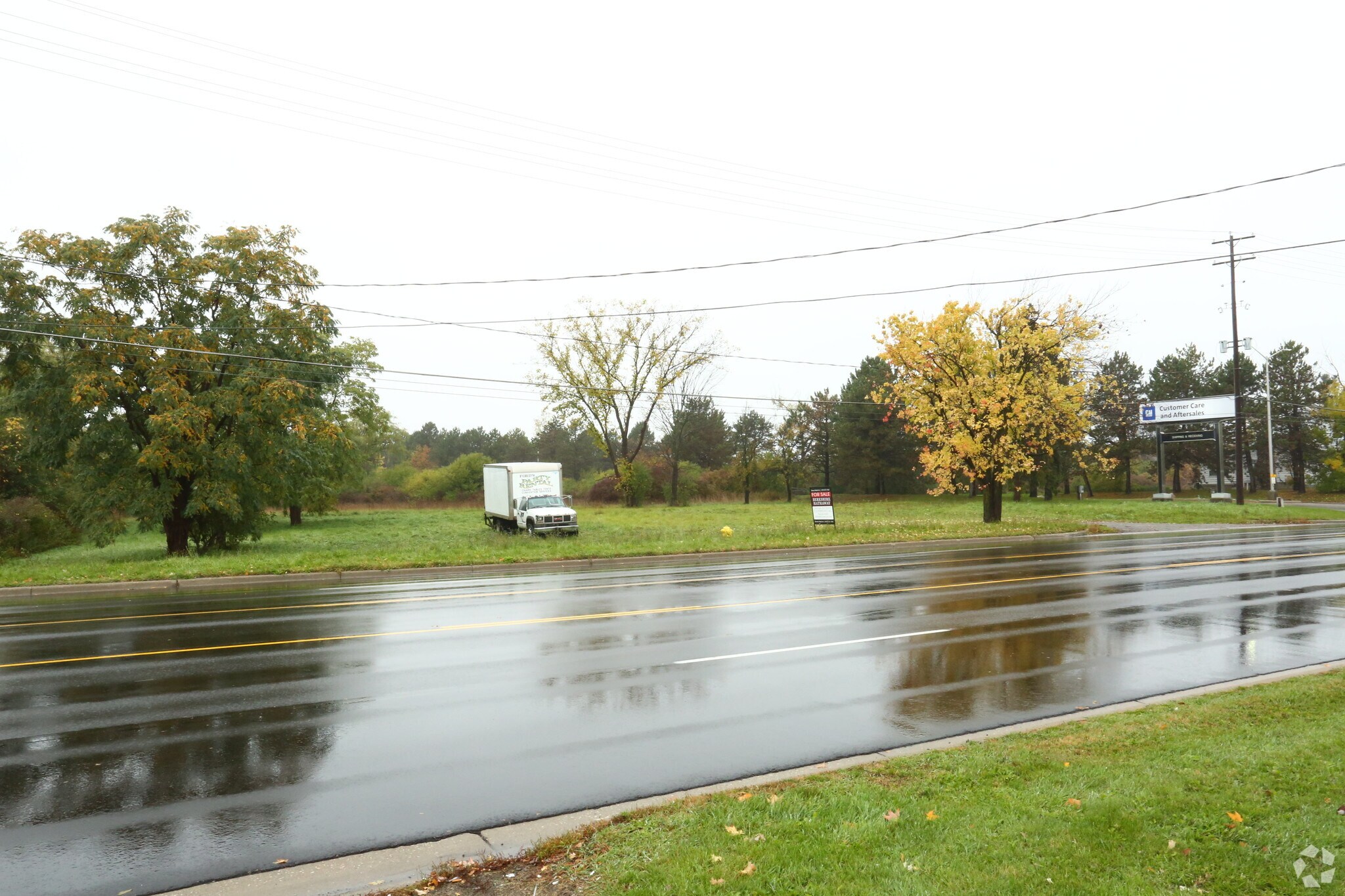 3418 S Dye Rd, Flint, MI for Sale