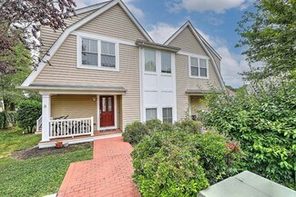 Barrington, RI Apartments - 183-191 Washington Rd
