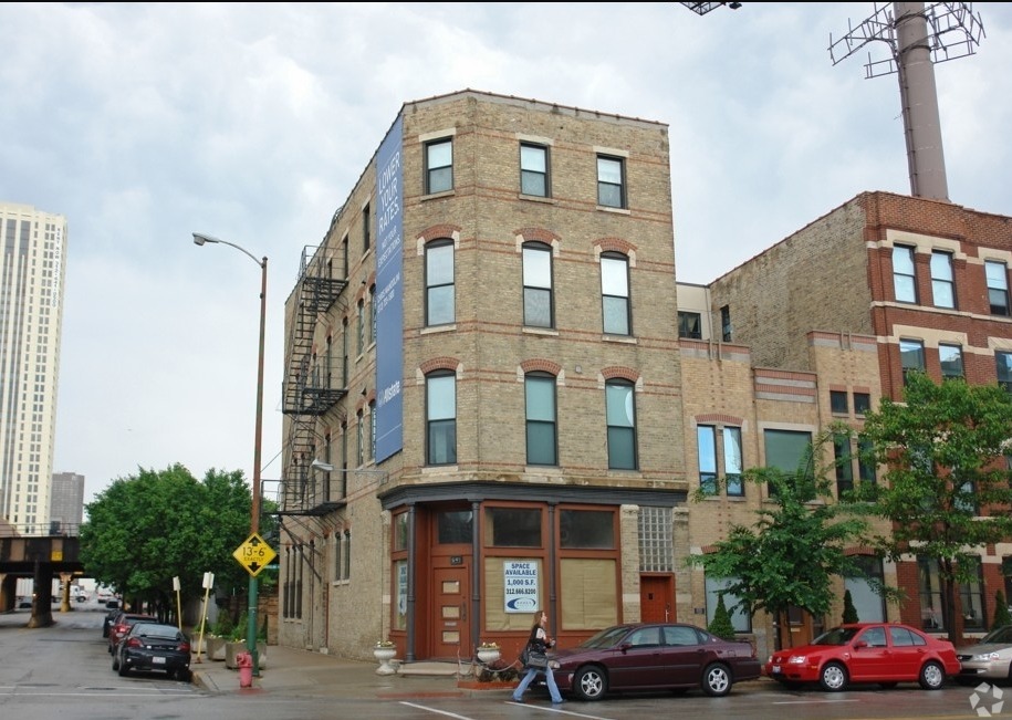 643 W Grand Ave, Chicago, IL for Rent