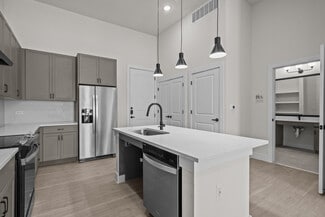 Austin, TX Office - 760 Airport Blvd