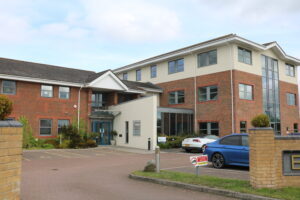 Crow Arch Ln, Ringwood, HAM for Rent