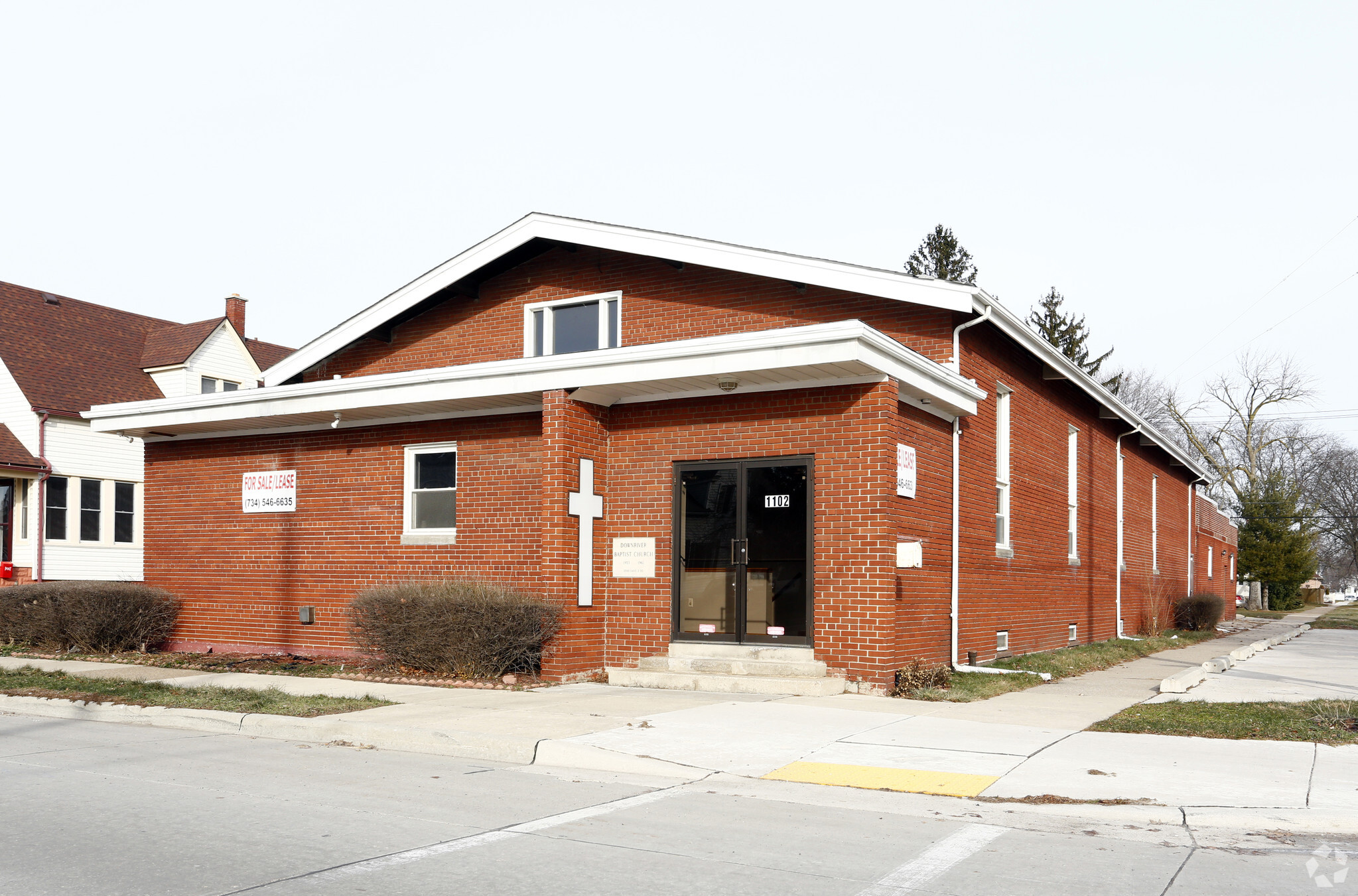 1102 Oak St, Wyandotte, MI for Rent