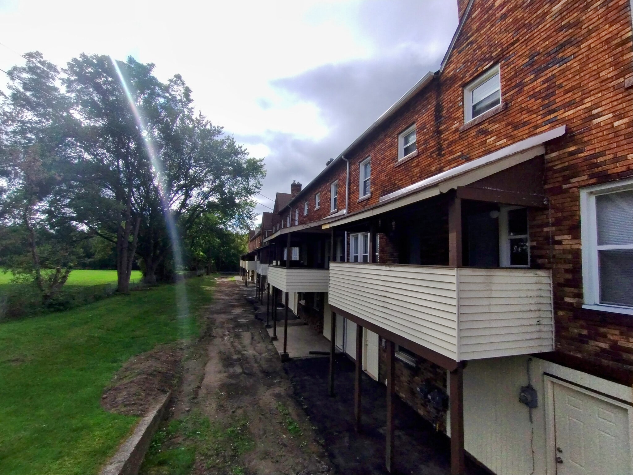 25 Maynard Ct, Pontiac, MI for Sale