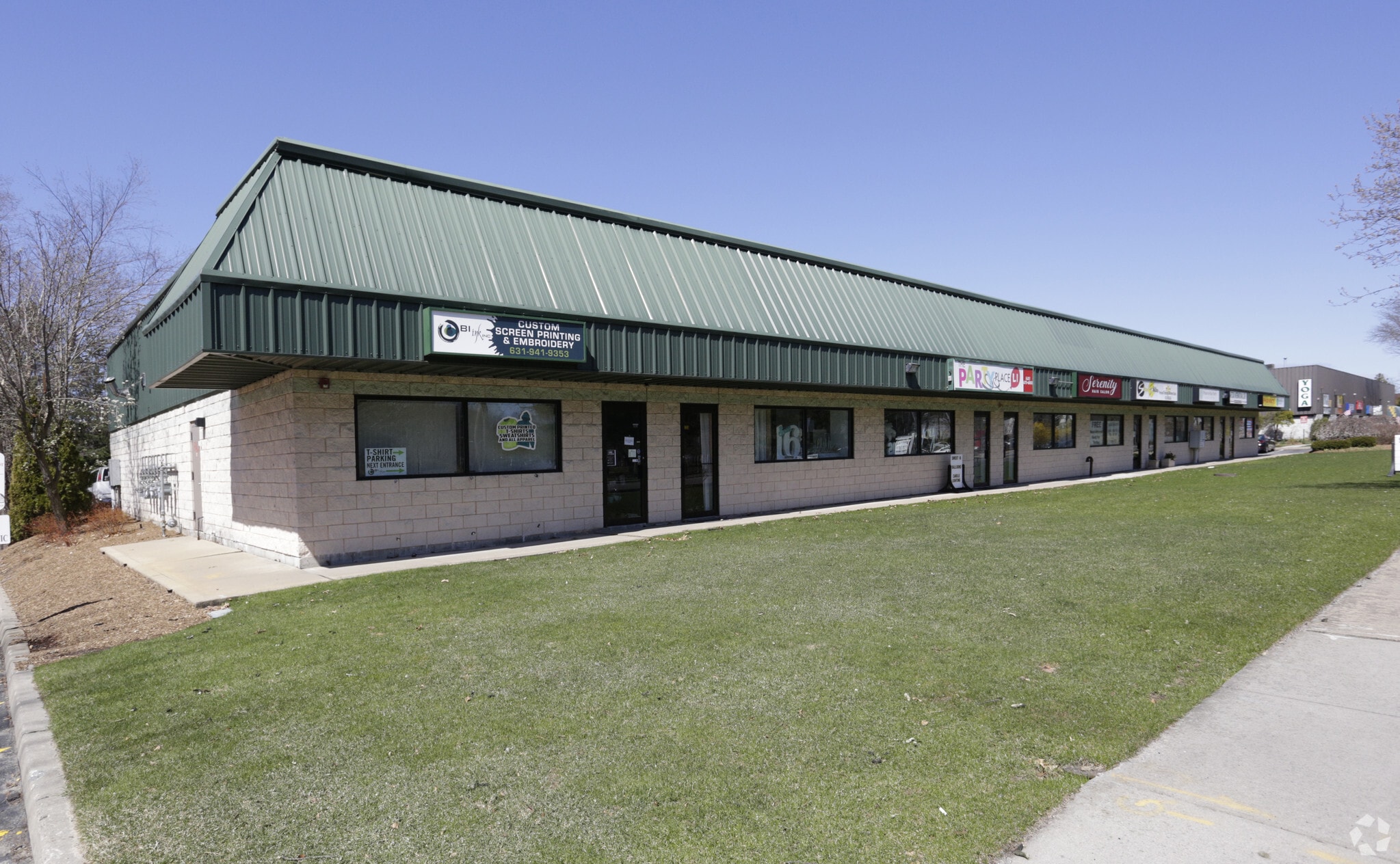 196 N Belle Mead Rd, East Setauket, NY for Rent