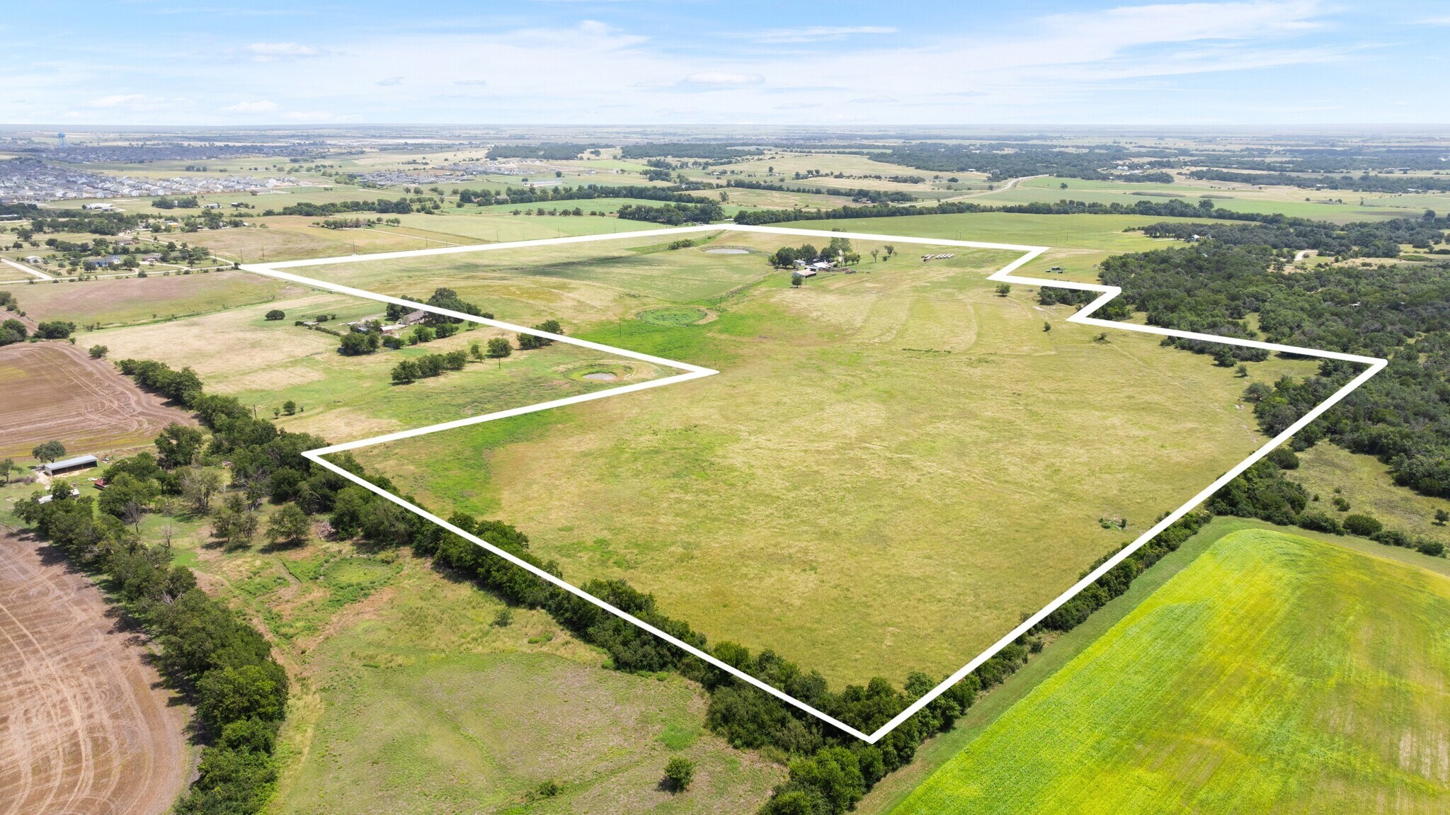 100 Rundberg Dr, Jarrell, TX for Sale