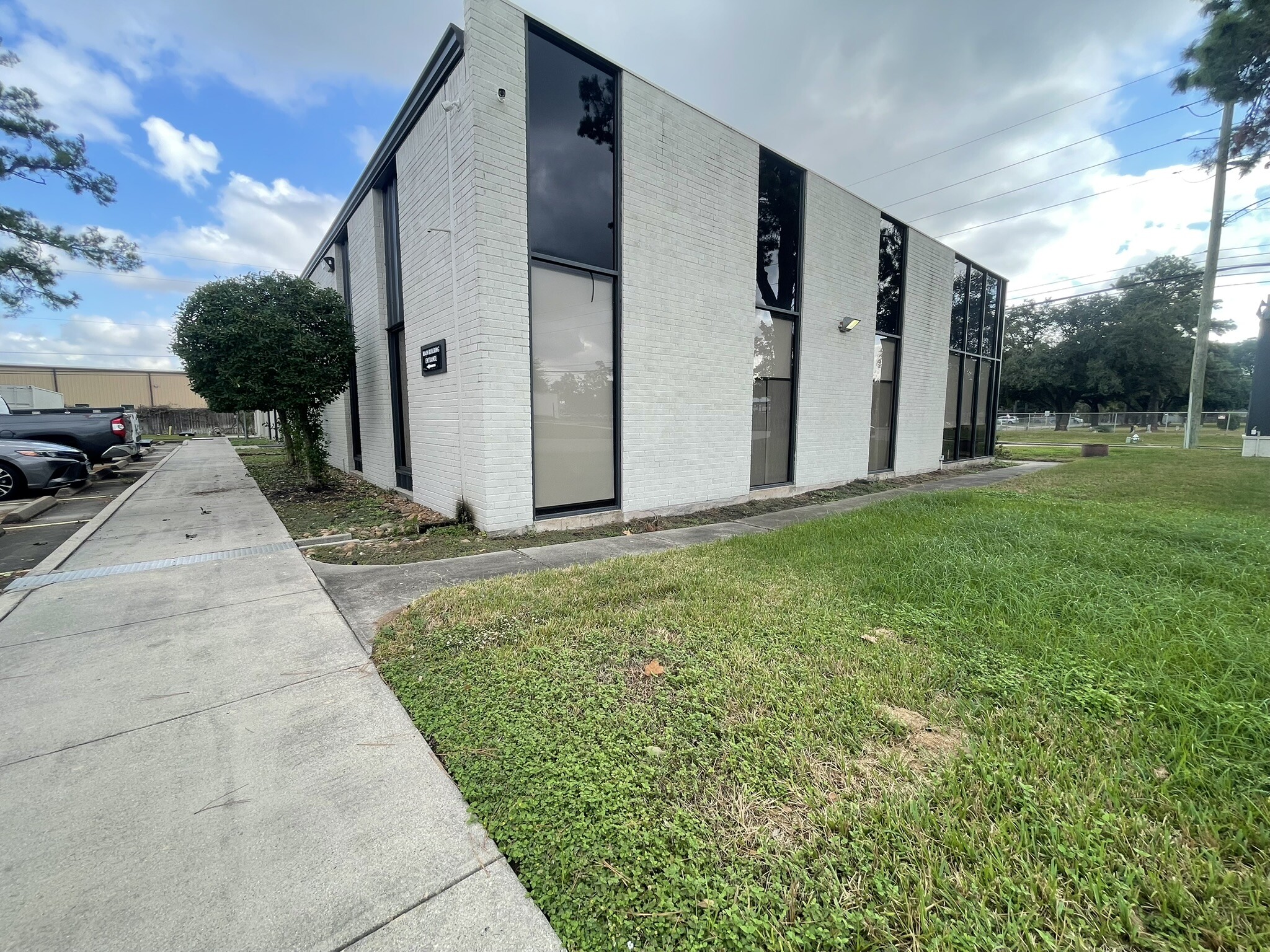 10480 Grant Rd, Houston, TX for Rent