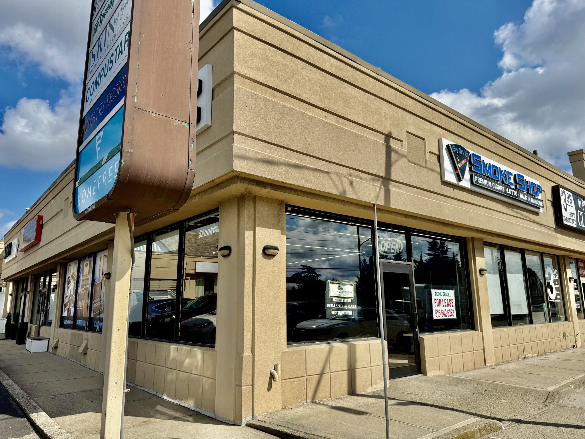 234 Jericho Tpke, Mineola, NY for Rent