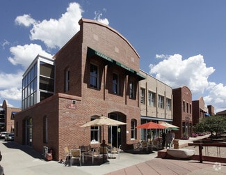 105 Edwards Vlg Blvd  