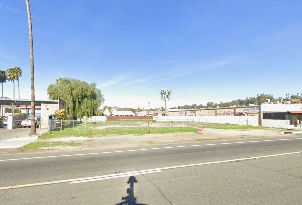31121 Riverside Dr, Lake Elsinore, CA for Rent