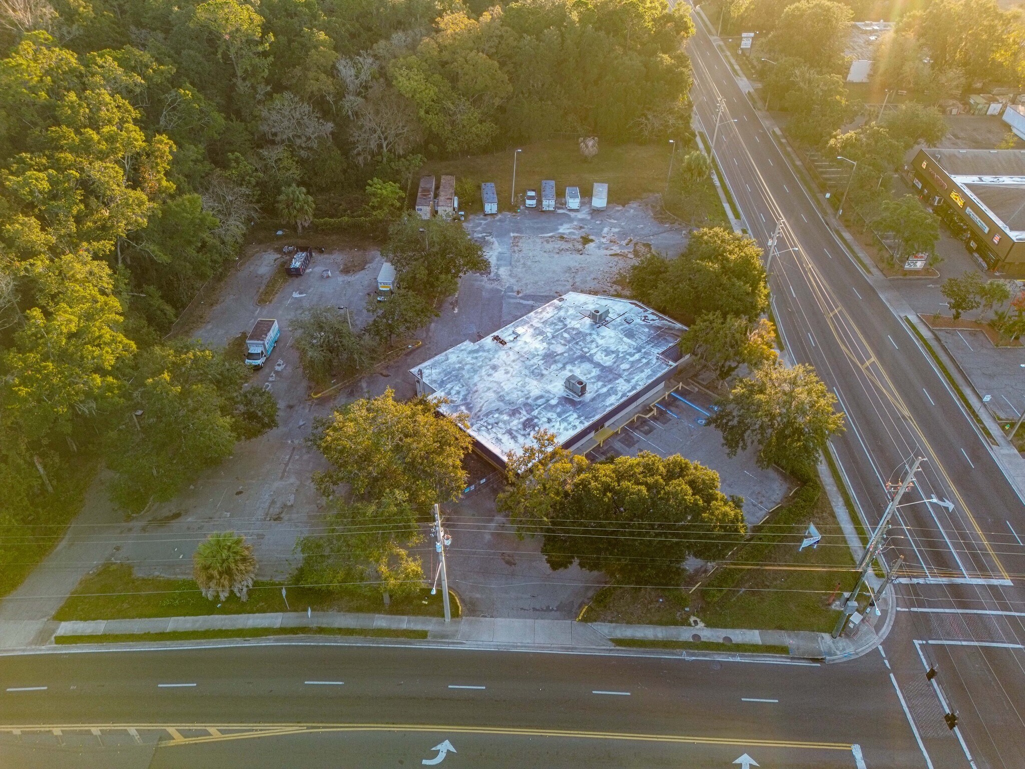 2301 NW 6th St, Gainesville, FL for Sale