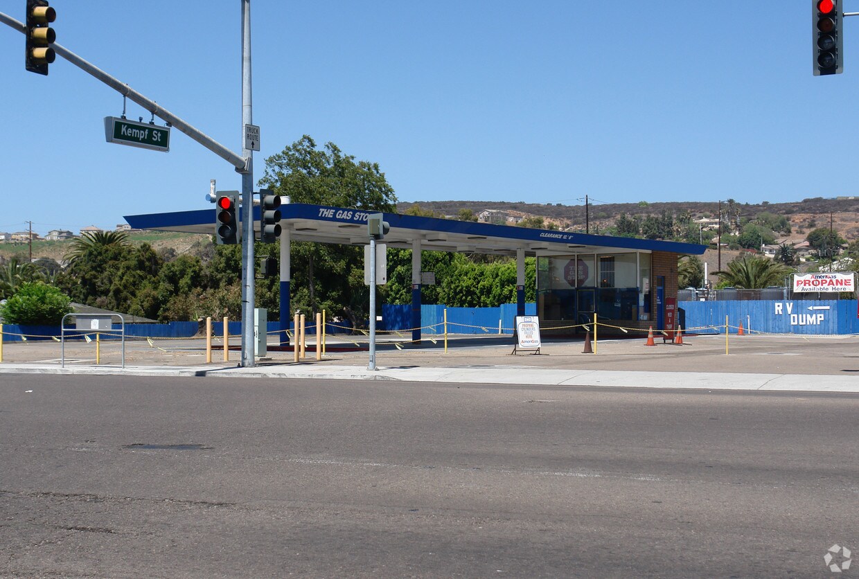 7988 Broadway, Lemon Grove, CA for Rent