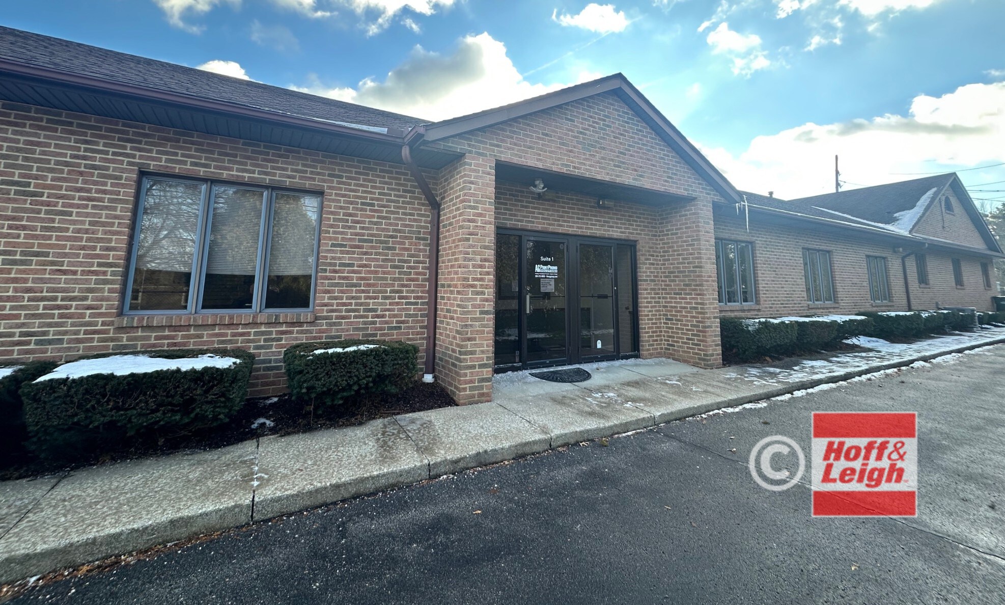 960 Graham Rd, Cuyahoga Falls, OH for Rent