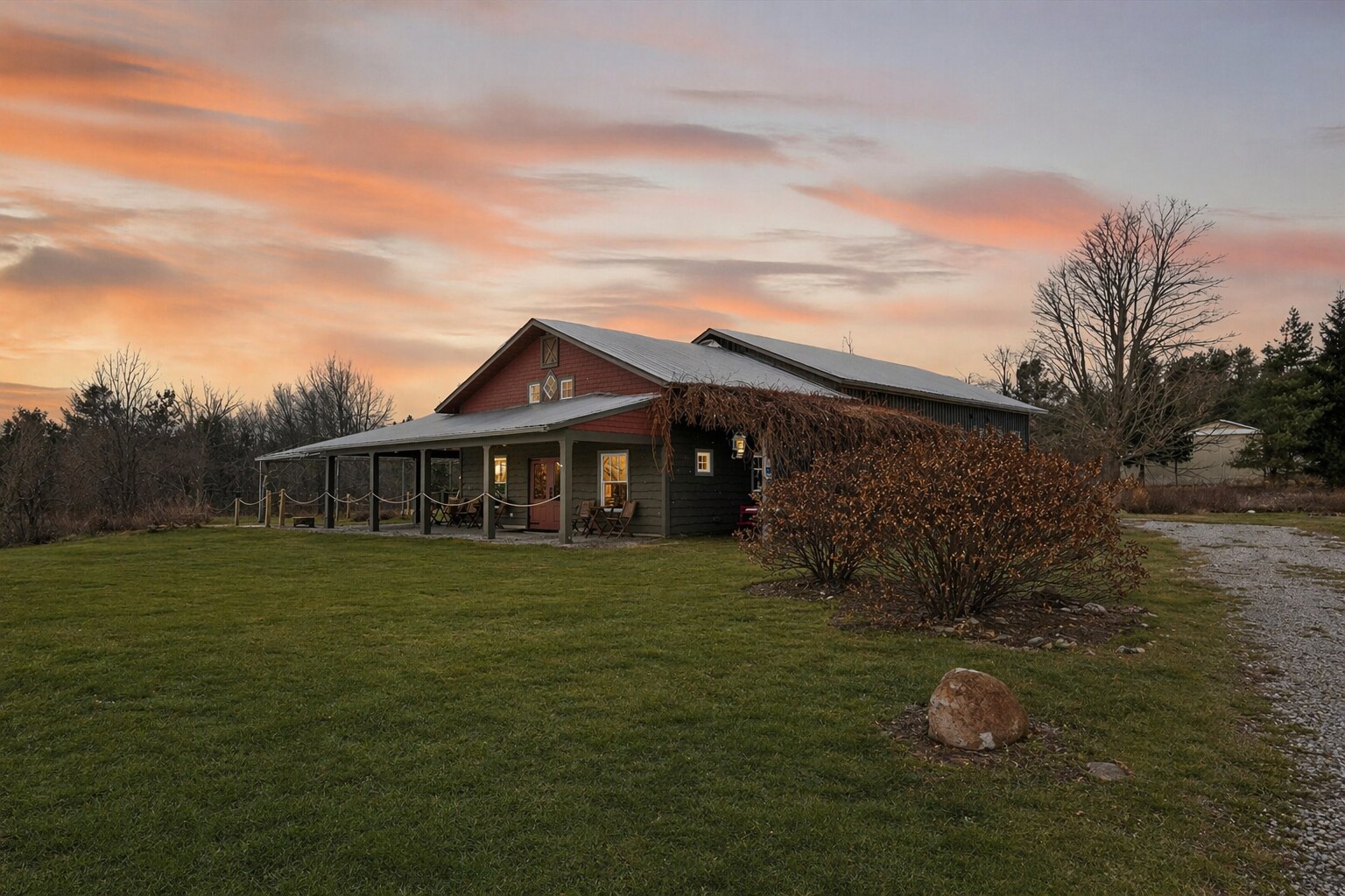 8370 Lakeview Rd, Alanson, MI for Sale