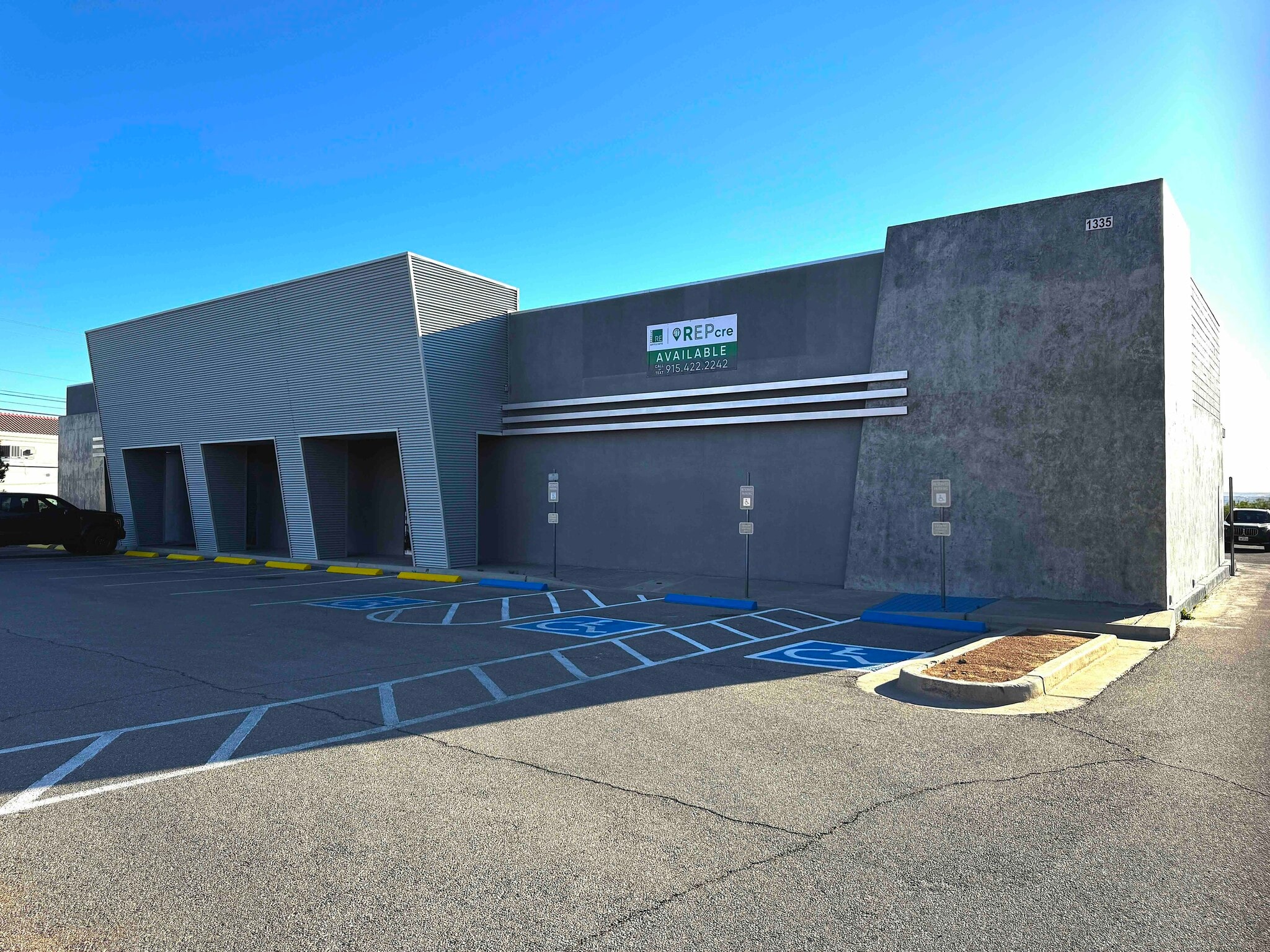1335 Geronimo Dr, El Paso, TX for Rent