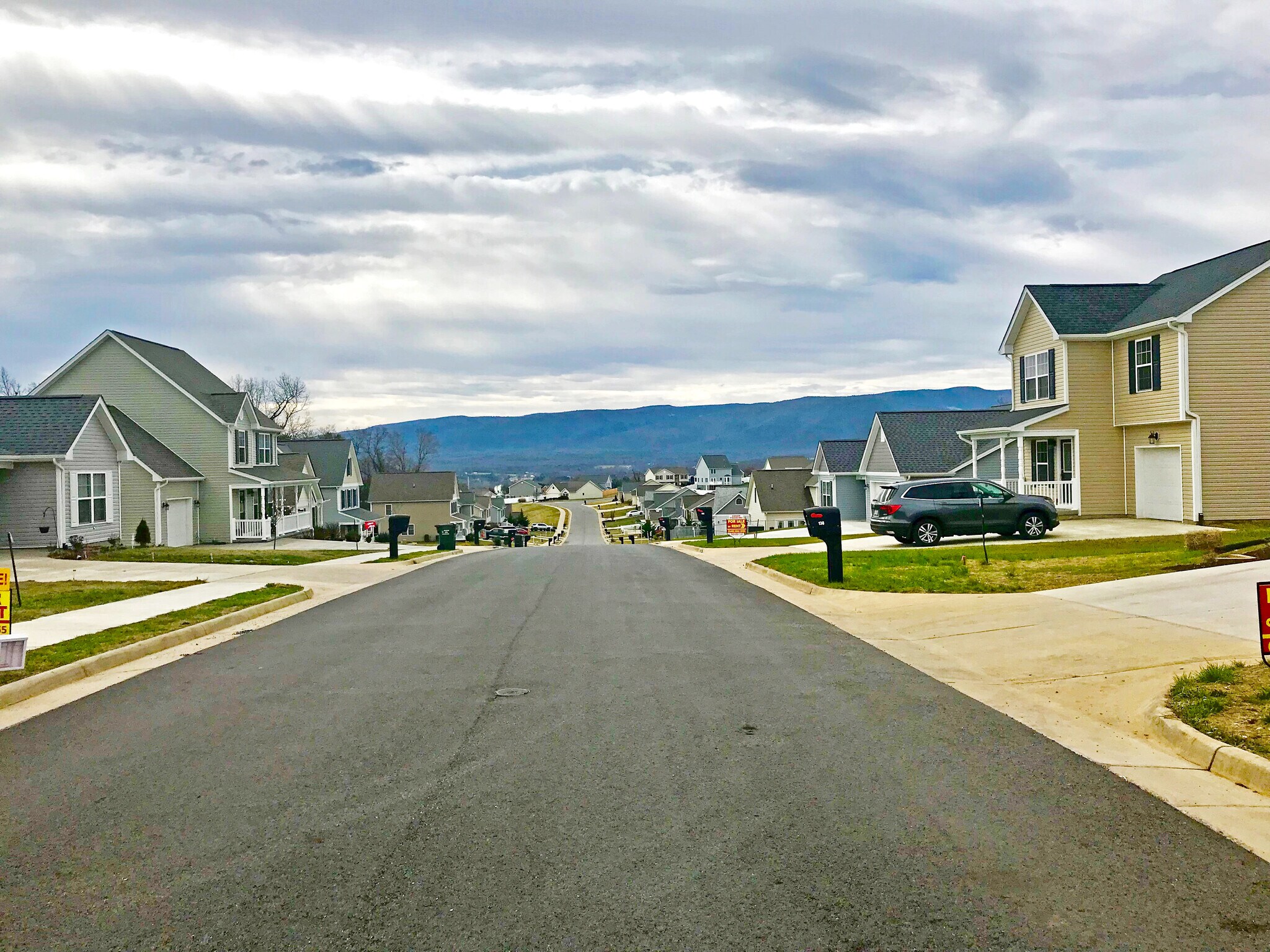 69 Upland Ct, Stuarts Draft, VA for Sale