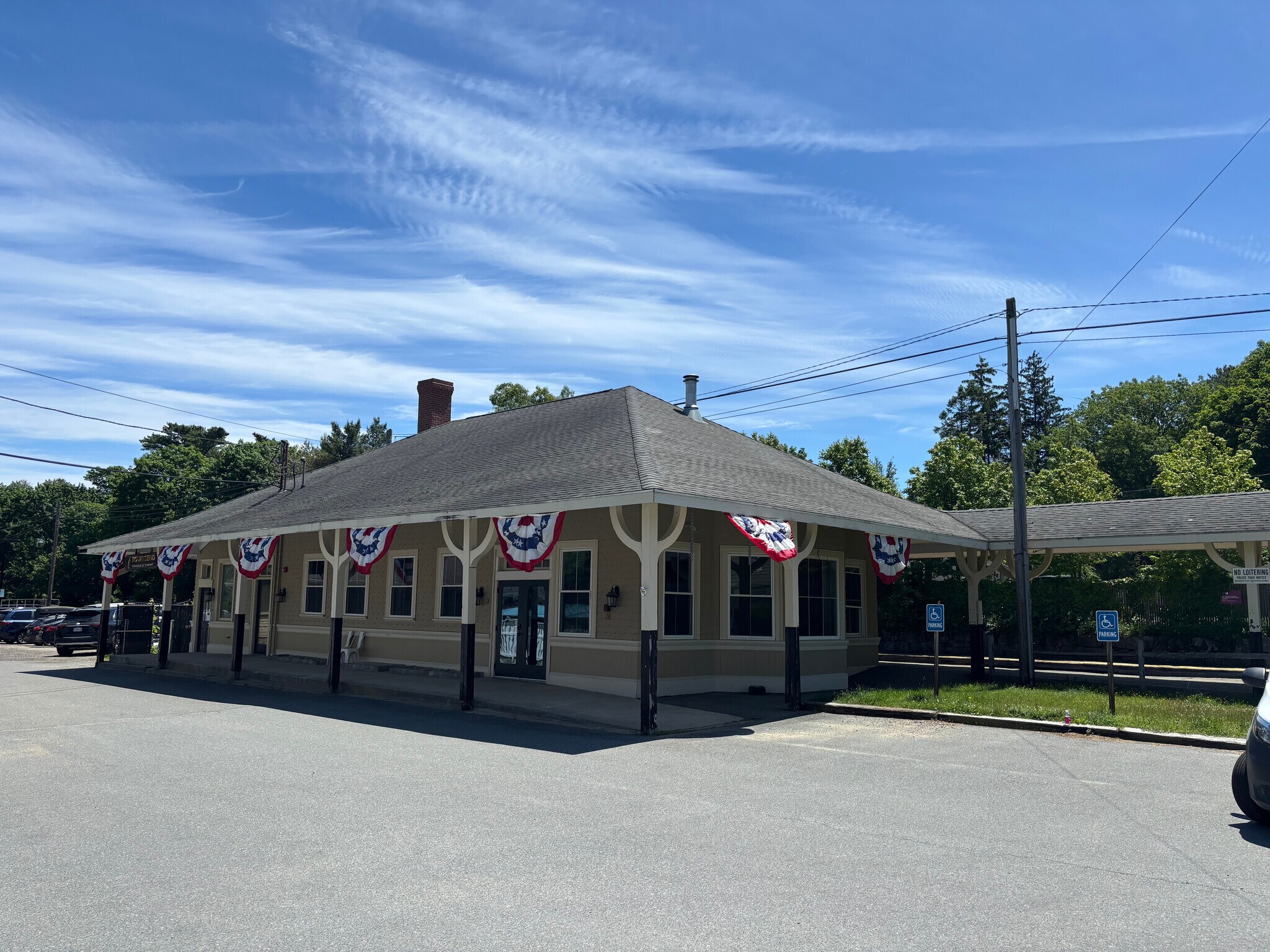 3 Oak St, Beverly, MA for Sale