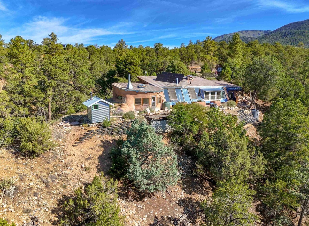 300 Gallina Canyon Rd, Valdez, NM for Sale