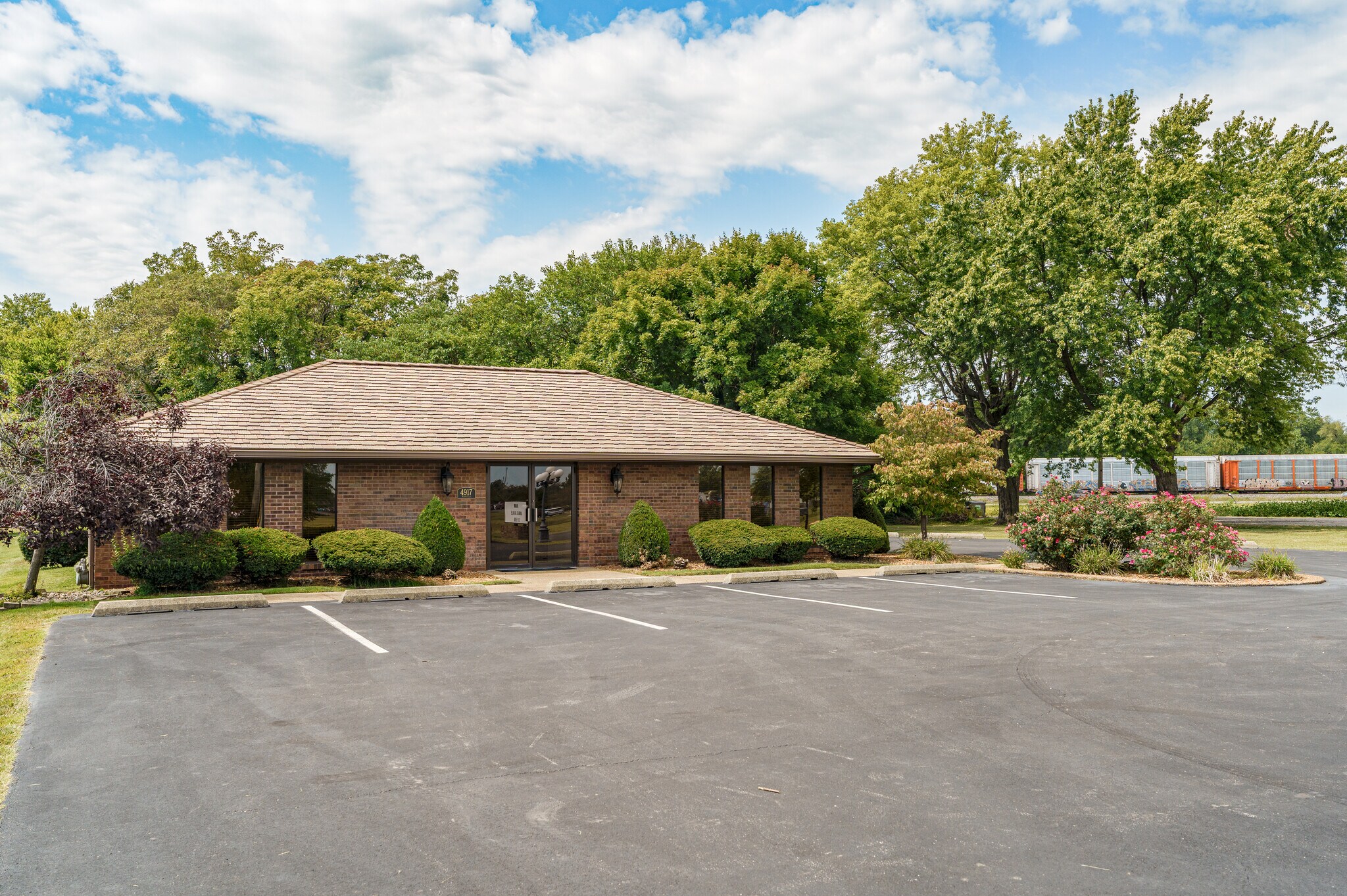 4917 Maryville Rd, Granite City, IL for Sale