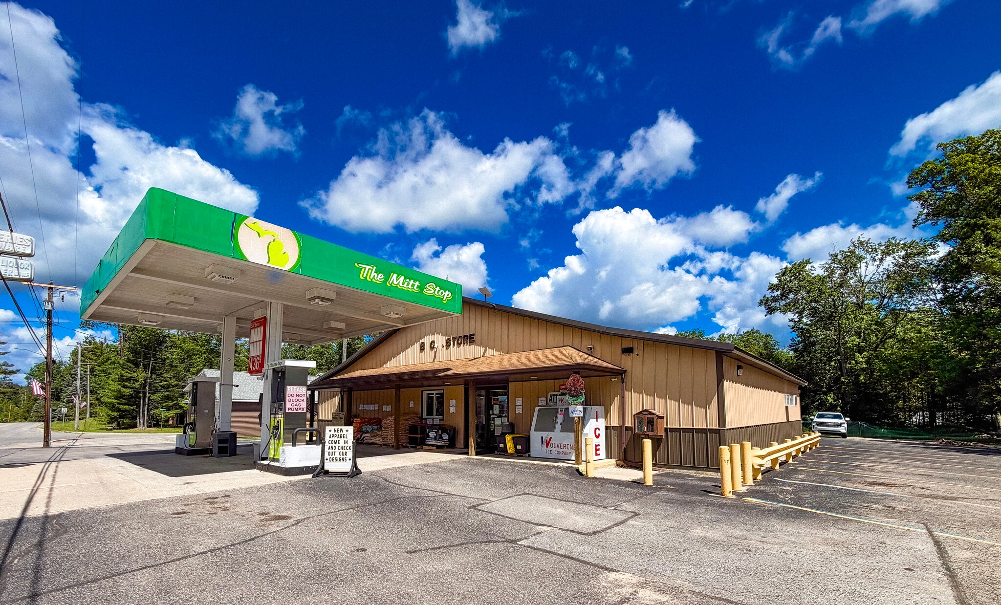 1866 W Trask Lake Rd, Barton City, MI for Sale