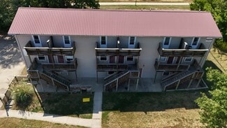 Carbondale, IL Apartments - 600 S Washington St