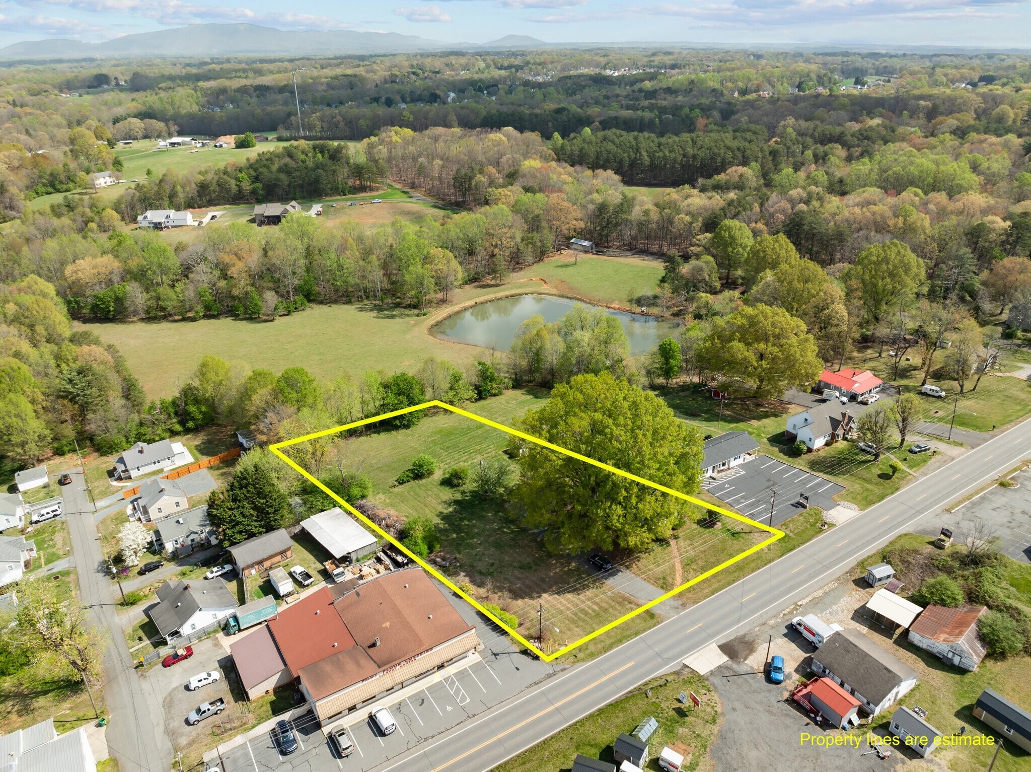 313 E King St, King, NC for Sale