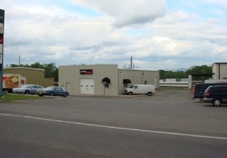 Roanoke, VA Flex - 3768 Peters Creek Rd SW