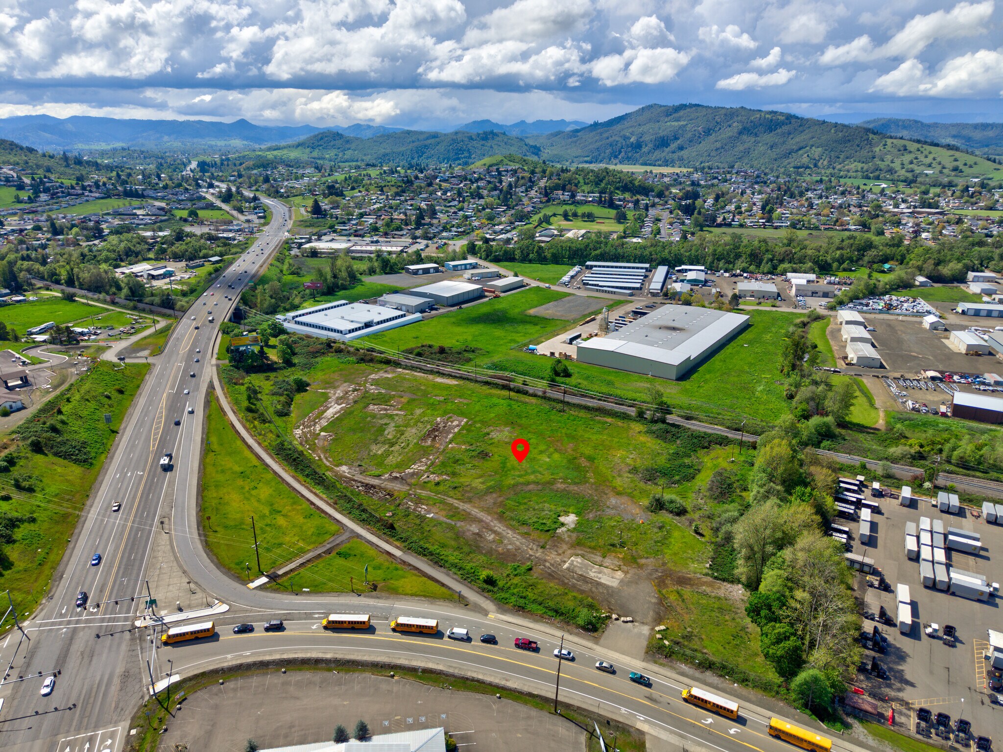 4553 Old Hwy 99 South, Roseburg, OR for Sale