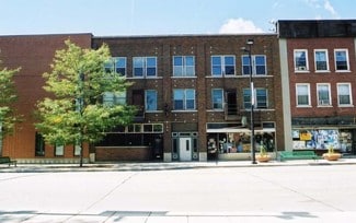 Green Bay, WI Storefront Retail/Residential - 231-233 N Broadway Green Bay, WI Storefront Retail/Residential - 231-233 N Broadway