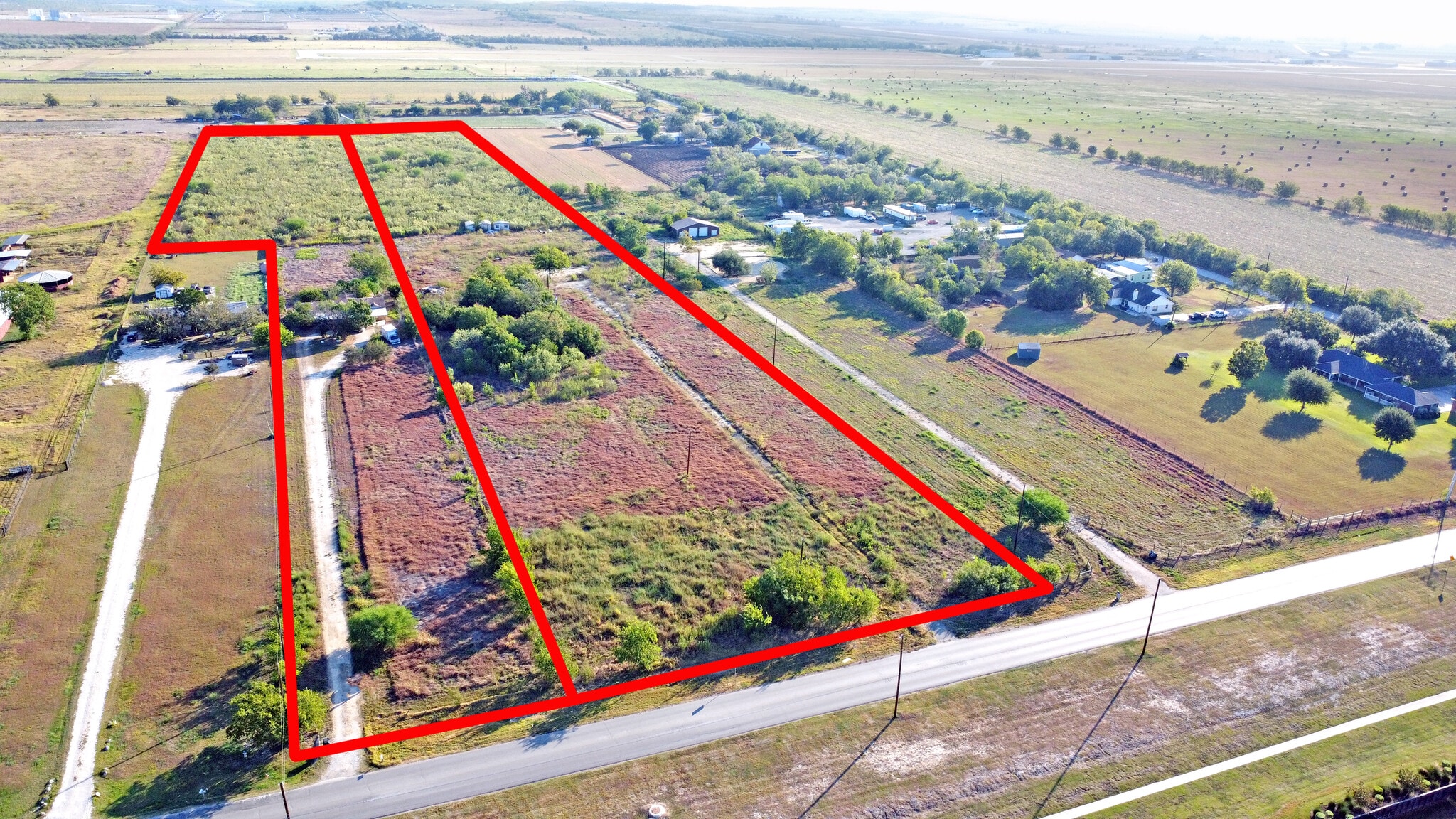 1239 Barbarosa Rd & 1255 Saur Ln, New Braunfels, TX for Sale